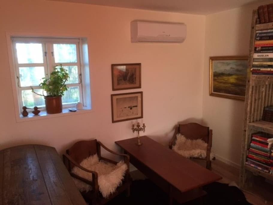 Idyllisk anneks, hvor lejer har eget hus. photo 8
