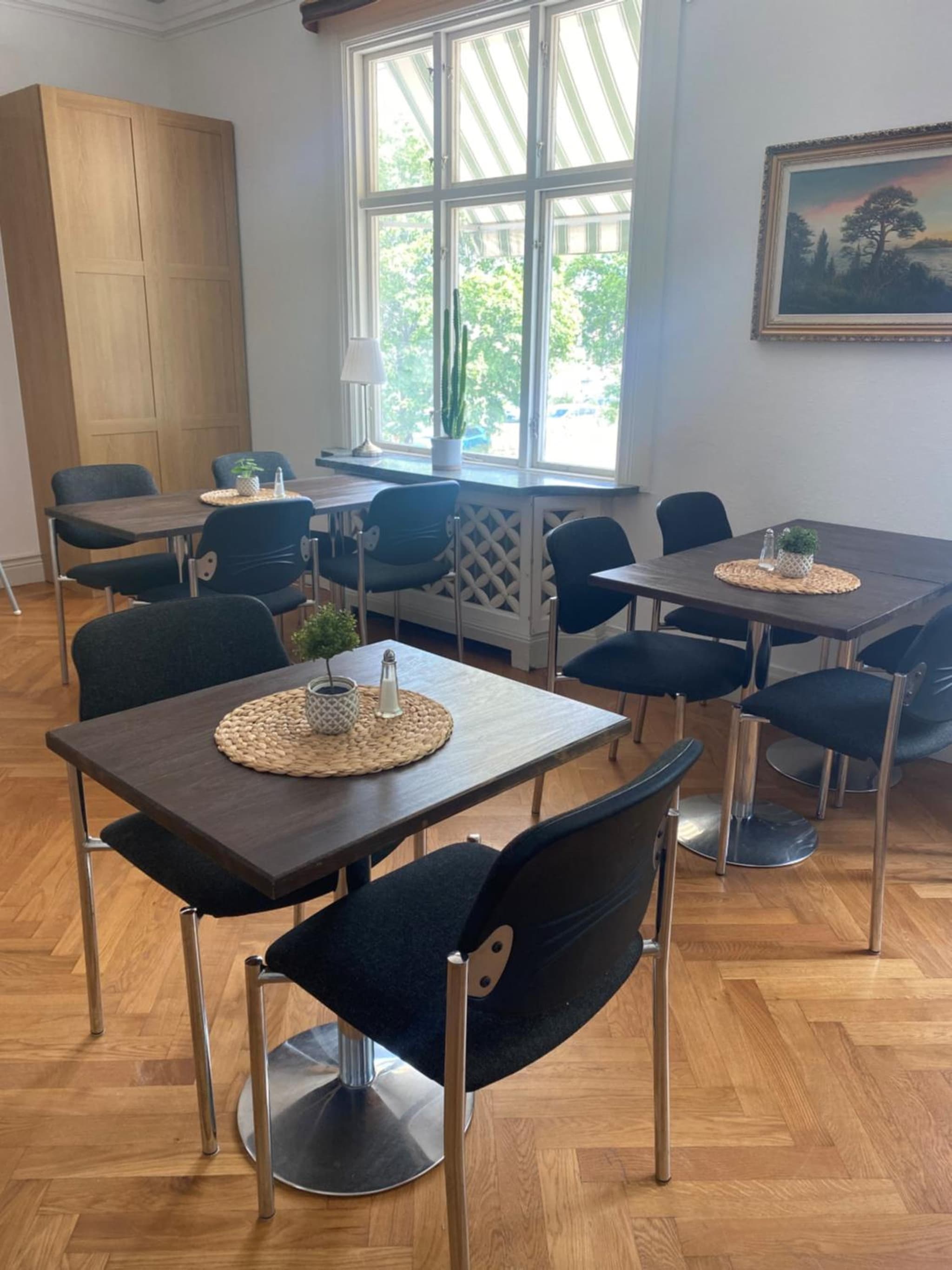 Adels Hotel photo 6