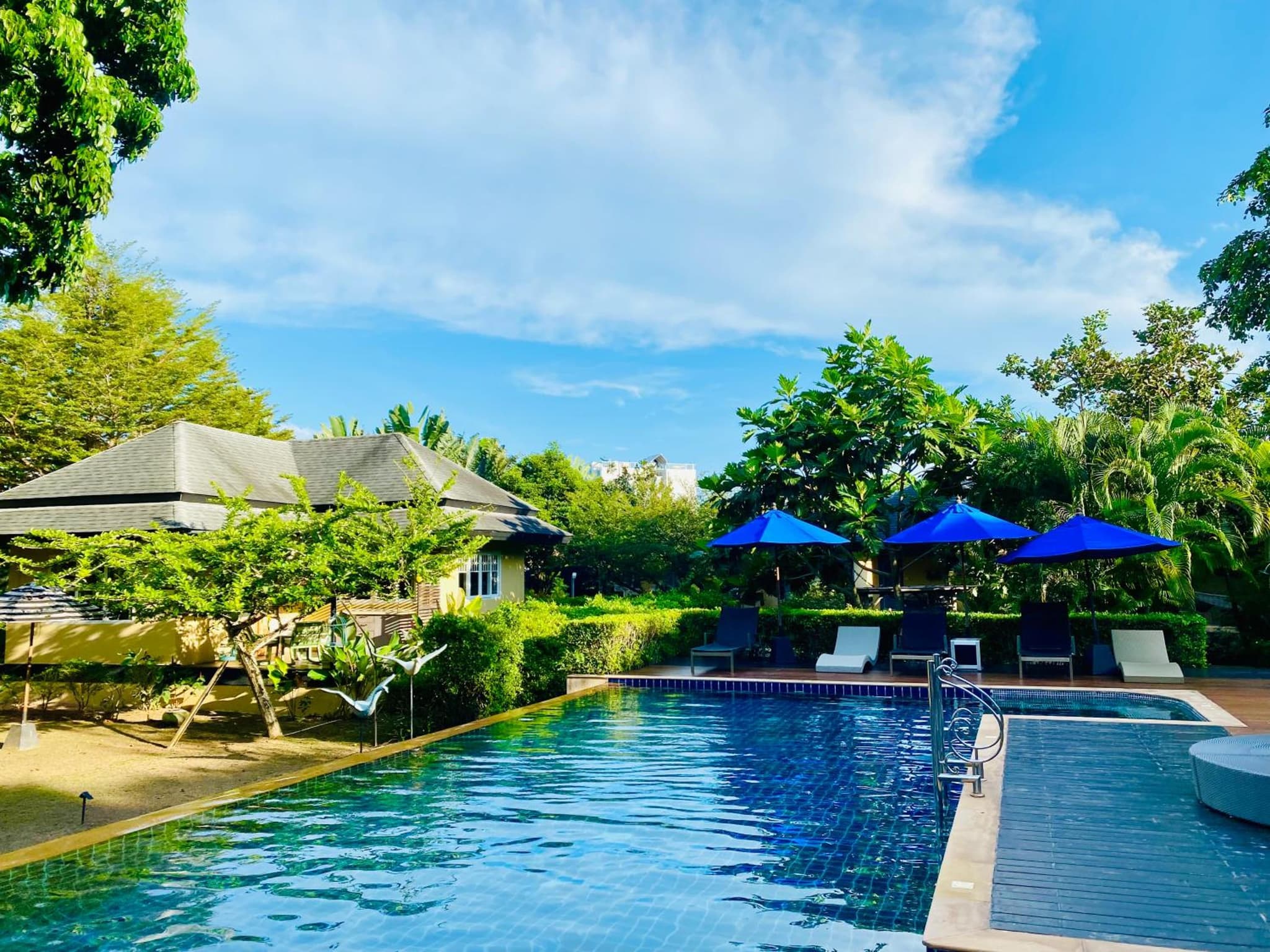 Perennial Resort photo 5