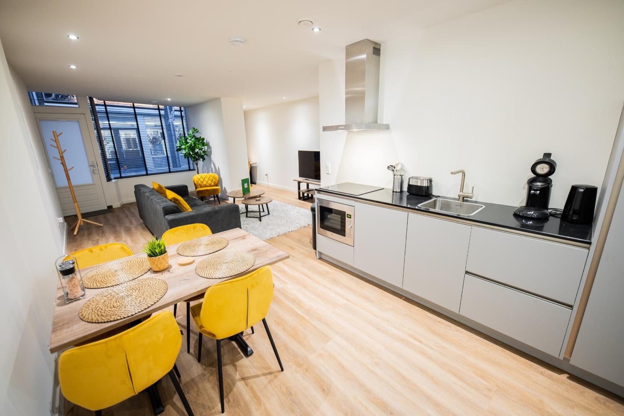 Great 95m2 Two-Bedroom Apartment - WE39 photo 9