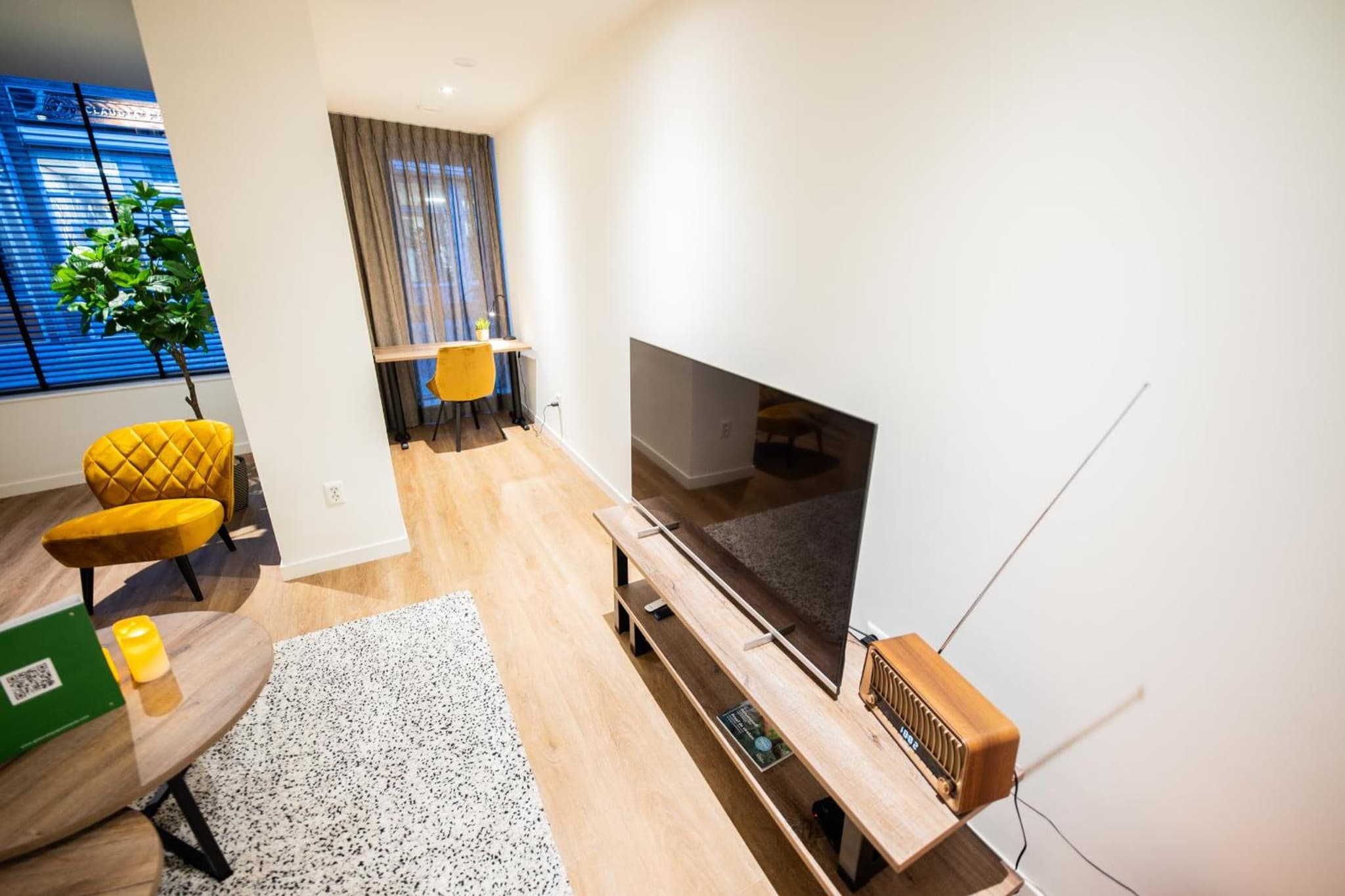 Great 95m2 Two-Bedroom Apartment - WE39 photo 7