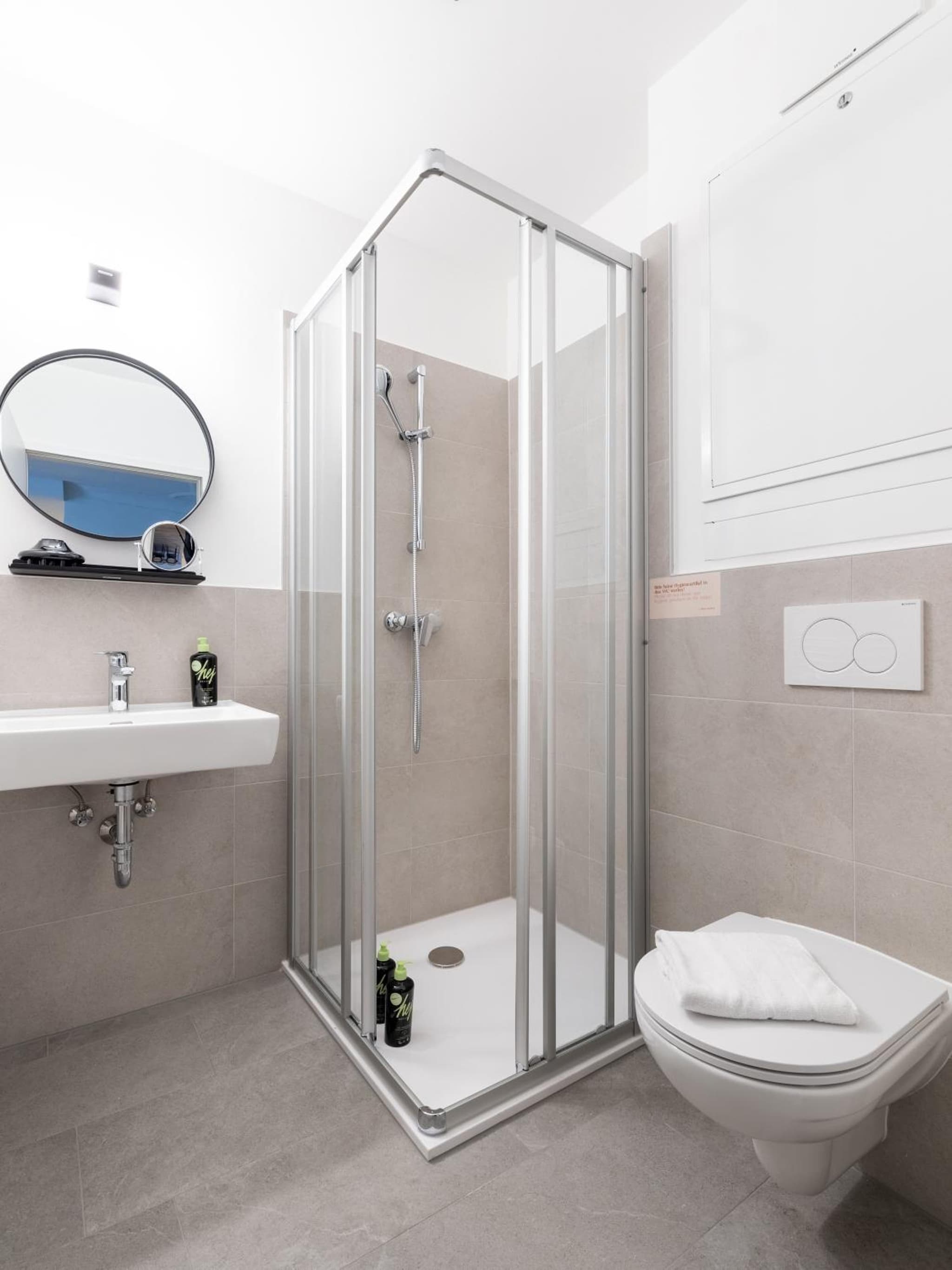 Limehome Klagenfurt Goessgasse photo 2