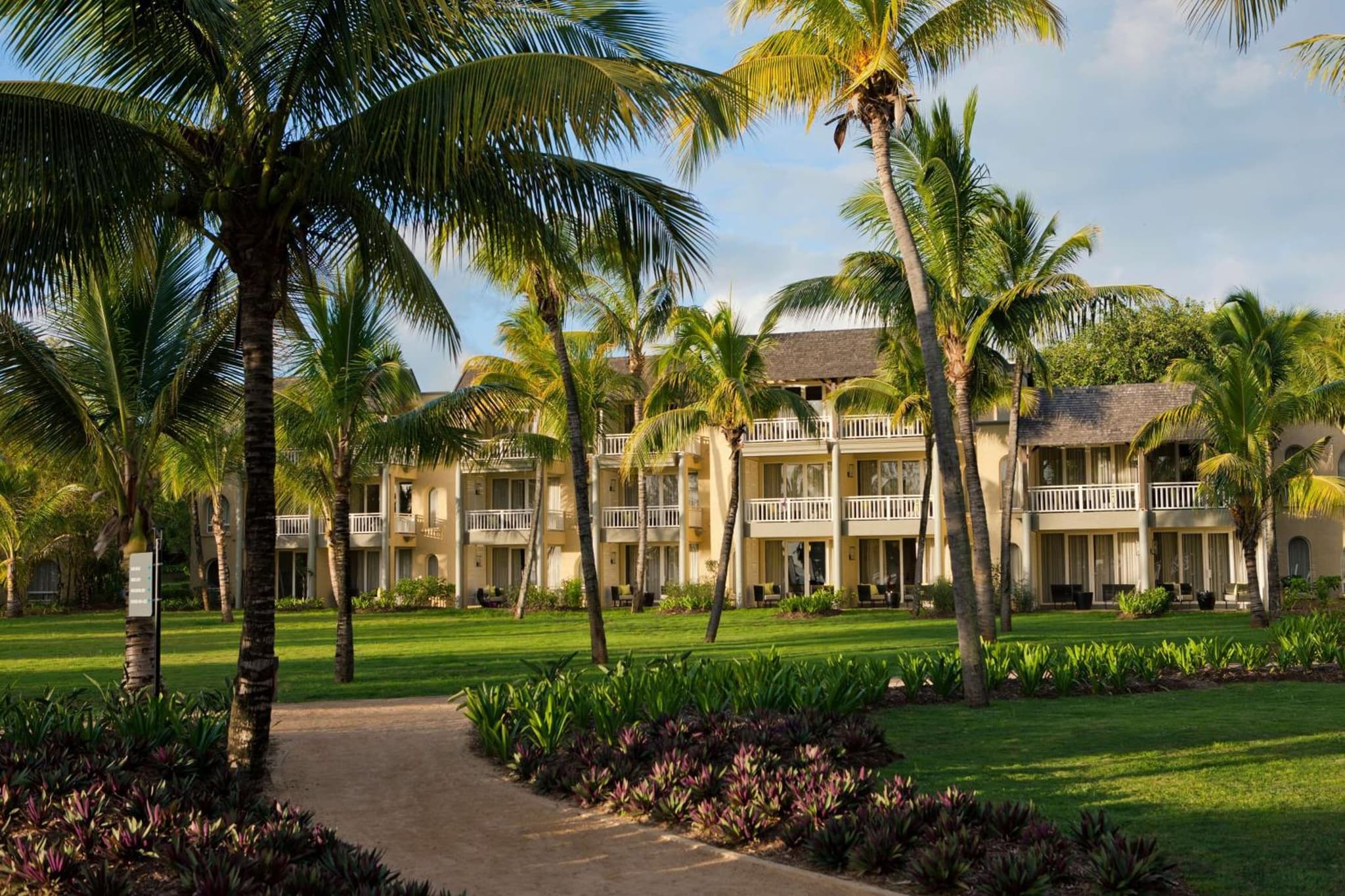 Outrigger Mauritius Beach Resort photo 7