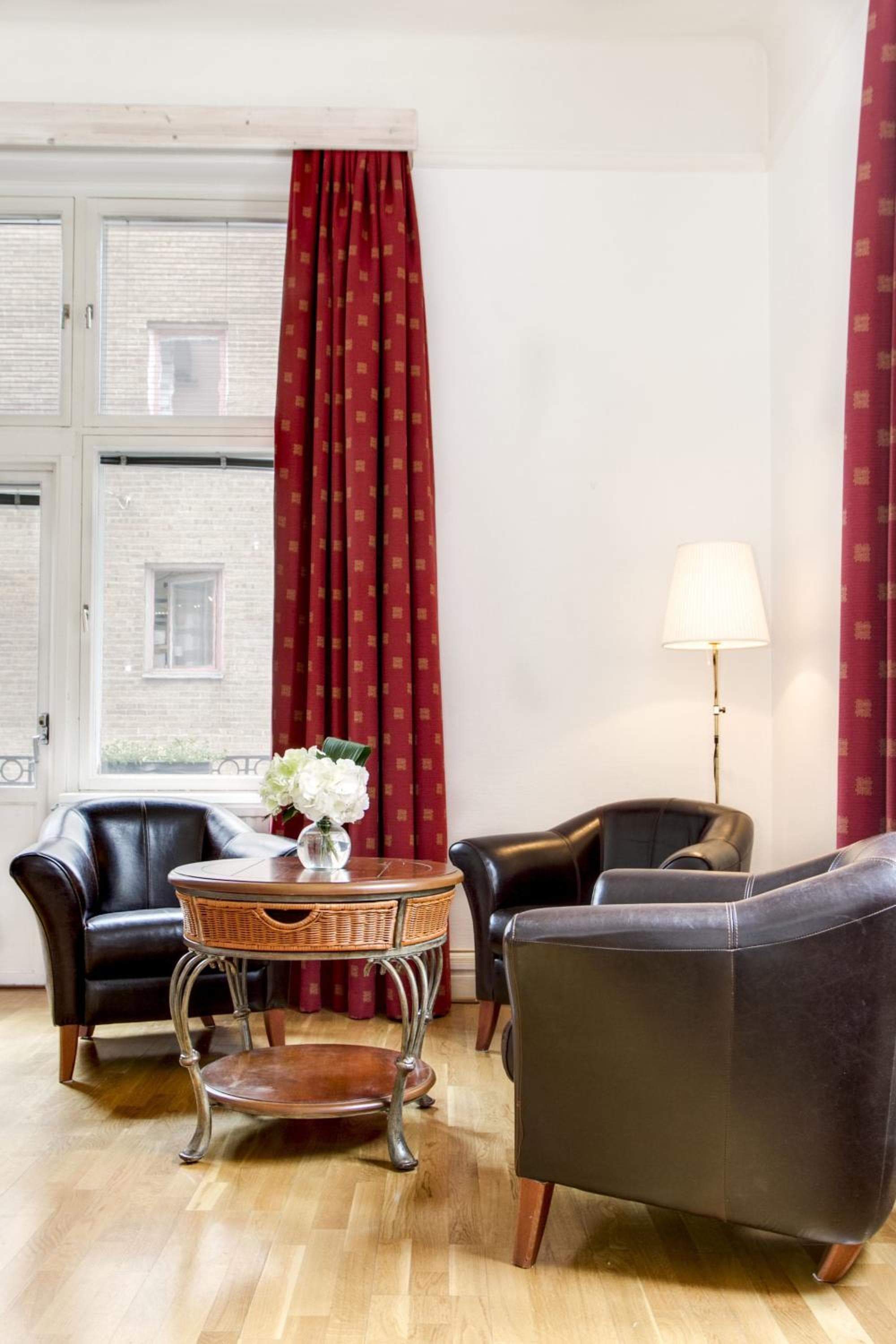 First Hotel Stadt photo 7