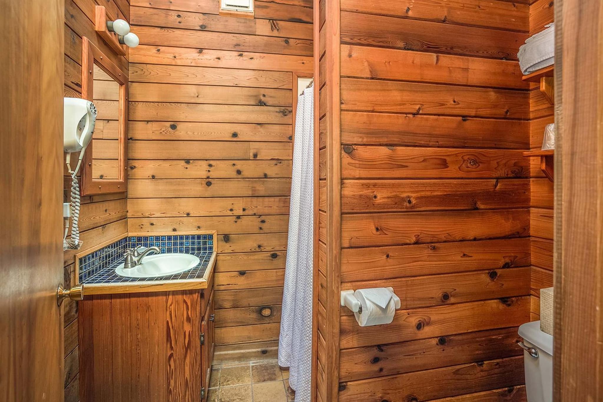 Cannon Beach Hotel Collection photo 2