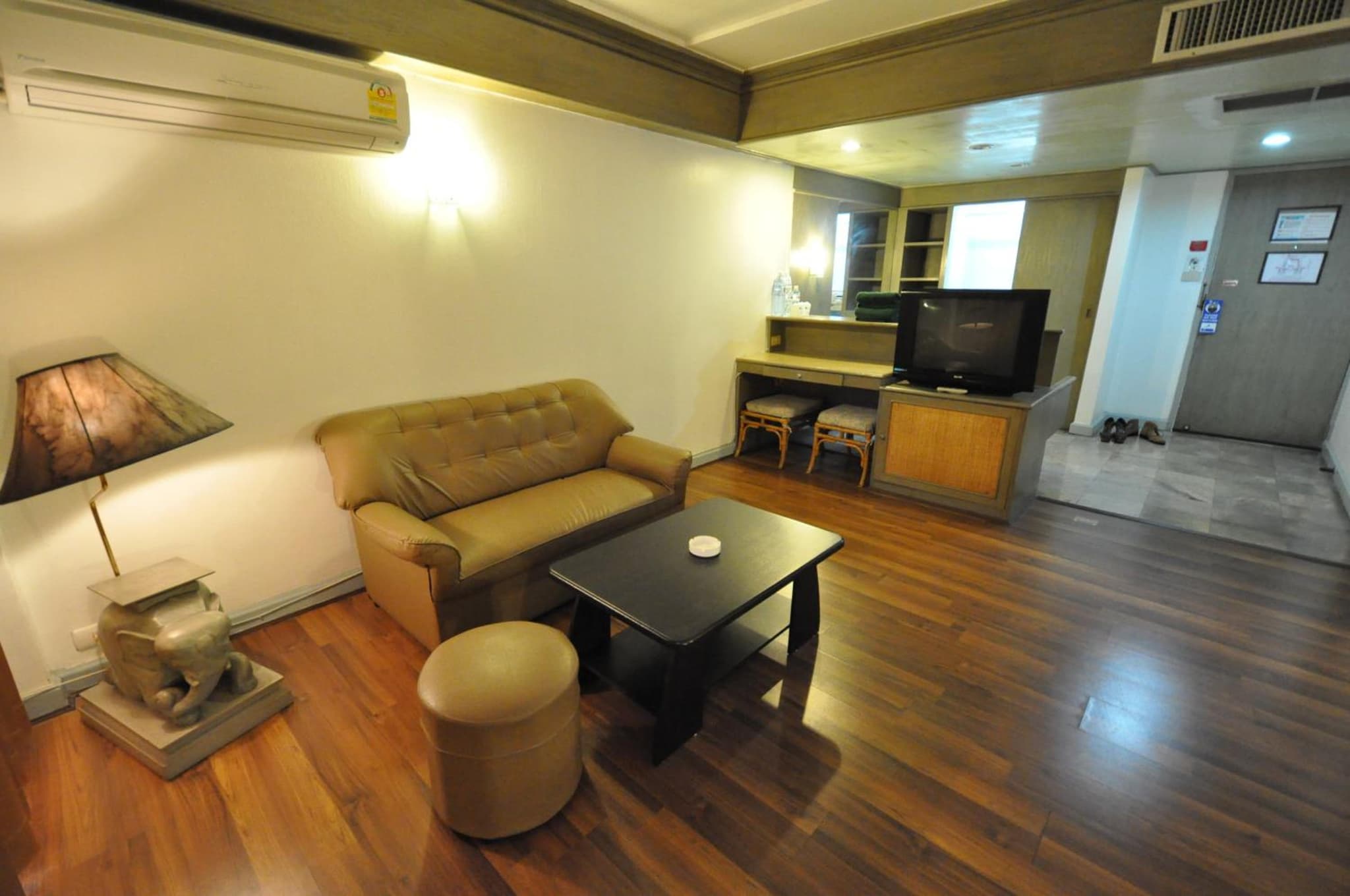 Basaya Beach Hotel & Resort photo 2