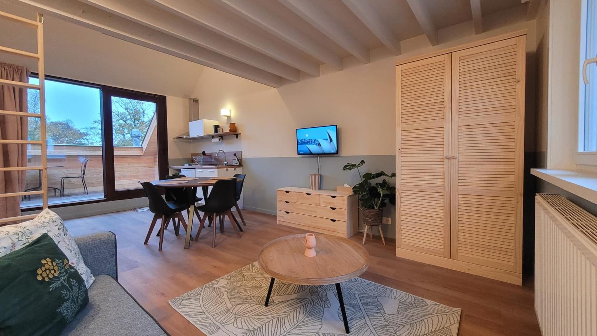 oYo APARTMENTS photo 4