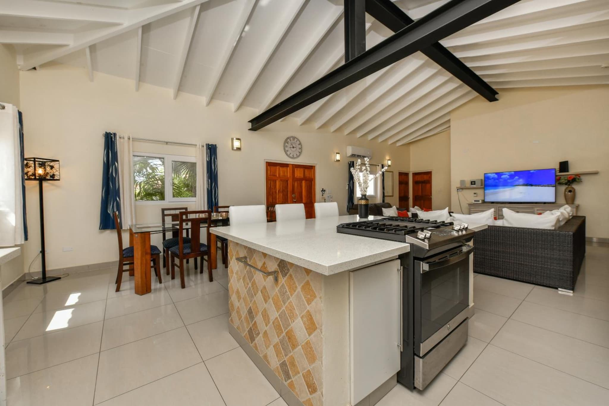 Villa Swiss Paradise with private pool photo 7