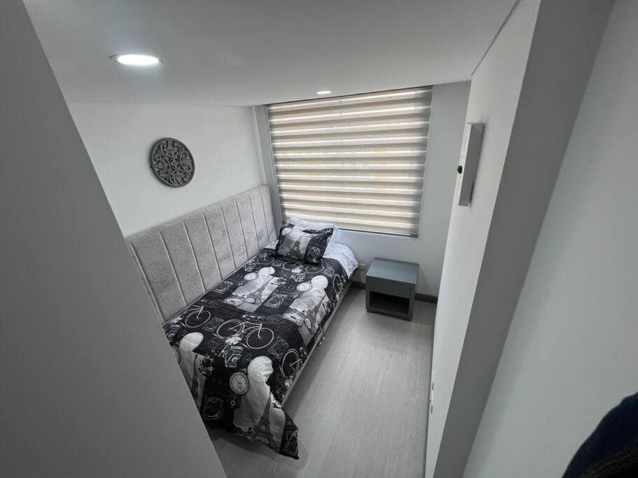 Apartaestudio amoblado, Edificio Avanzzare T1-501 photo 3