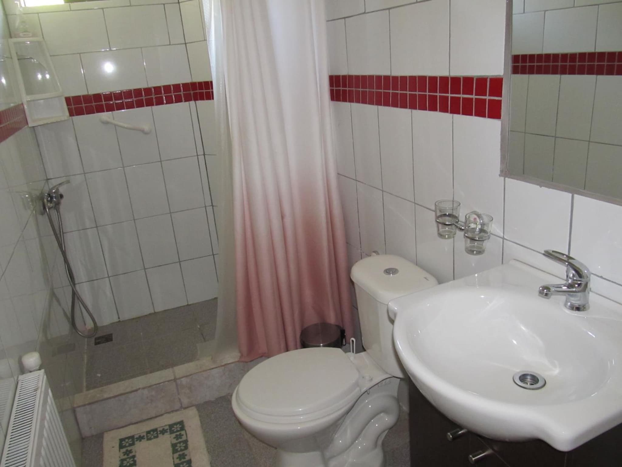 ECOHOSTAL HUELLAS DEL BOSQUE photo 8
