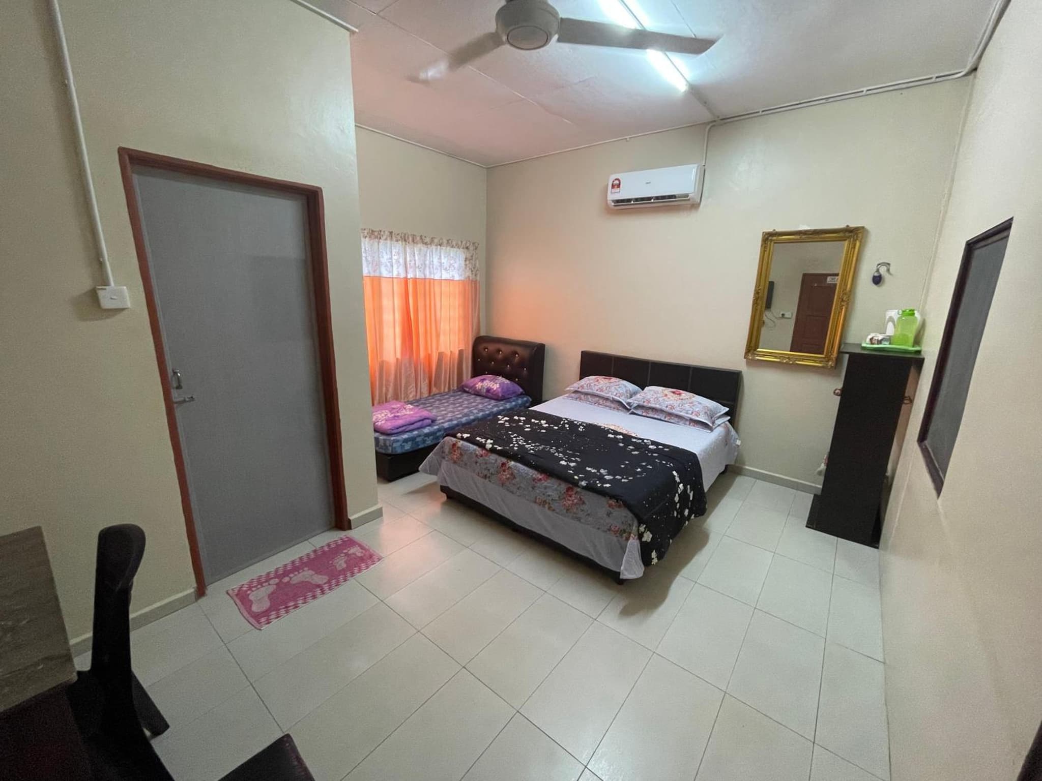 Ikhlas Roomstay photo 5