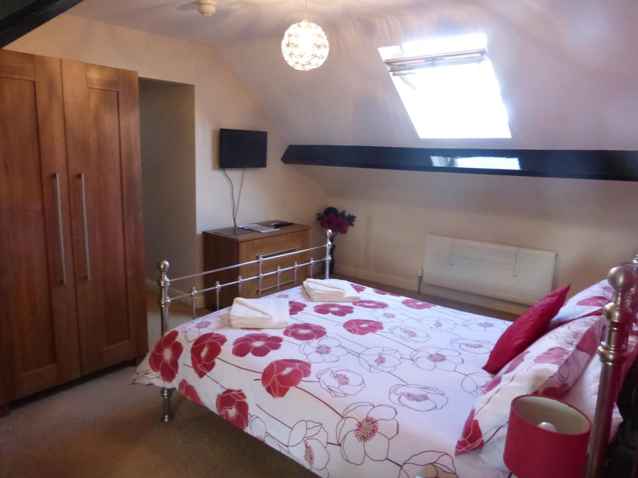 Launceston Villa photo 4