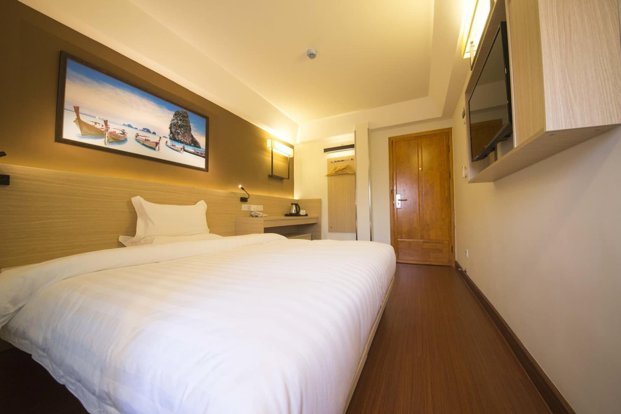 Chiang Roi 7 Days Inn photo 8