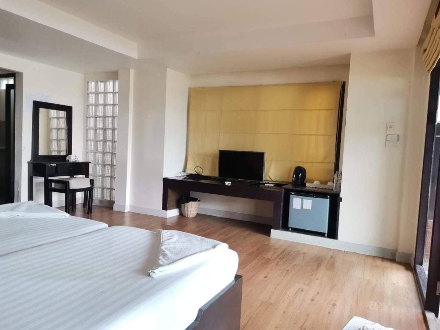 Siam Beach Resort photo 3