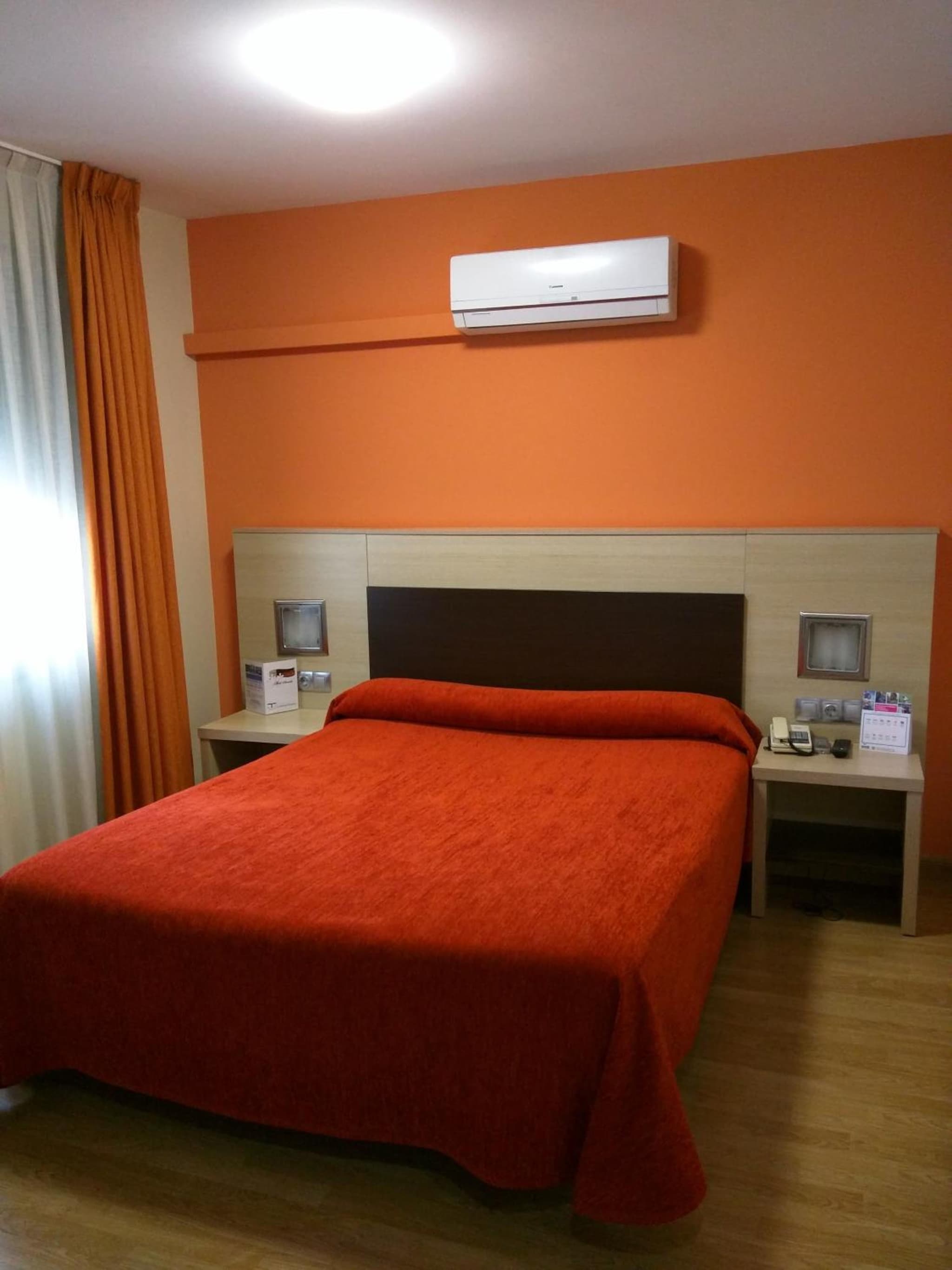 Hotel SPA GBC Avenida Pontevedra photo 4