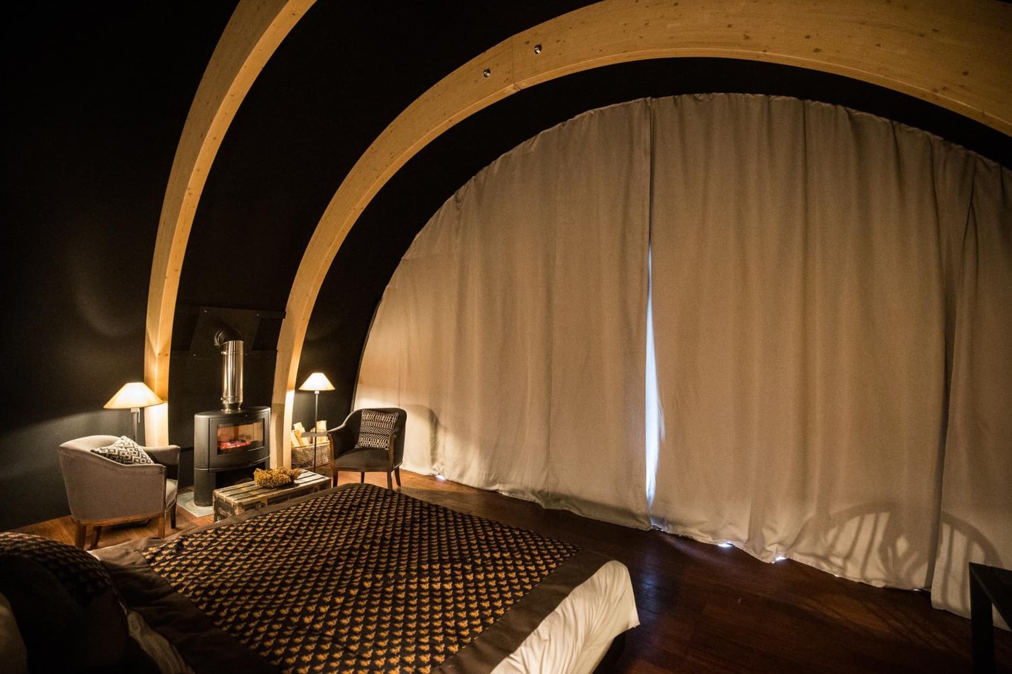 Room8 luxury glamping photo 8