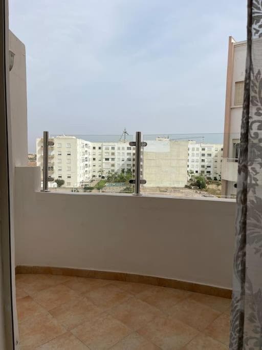 Big luxury apartment near airport