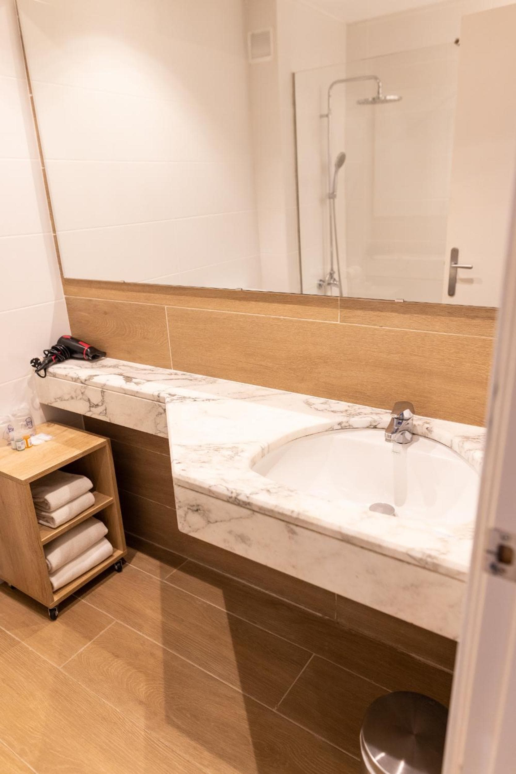 Hotel Can Pamplona photo 2