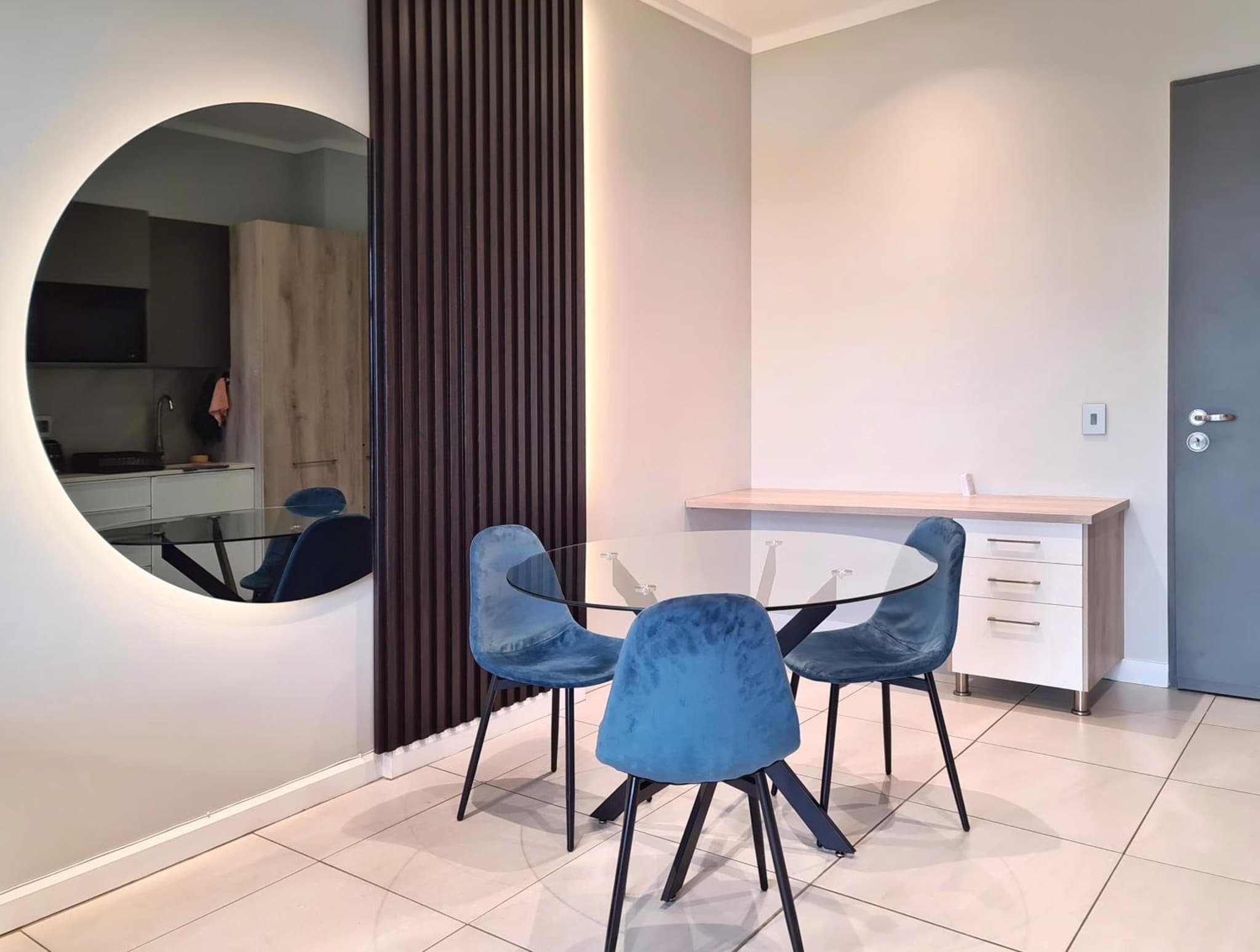 11 Floors in the Sky - Luxurious 1 Bedroom photo 8