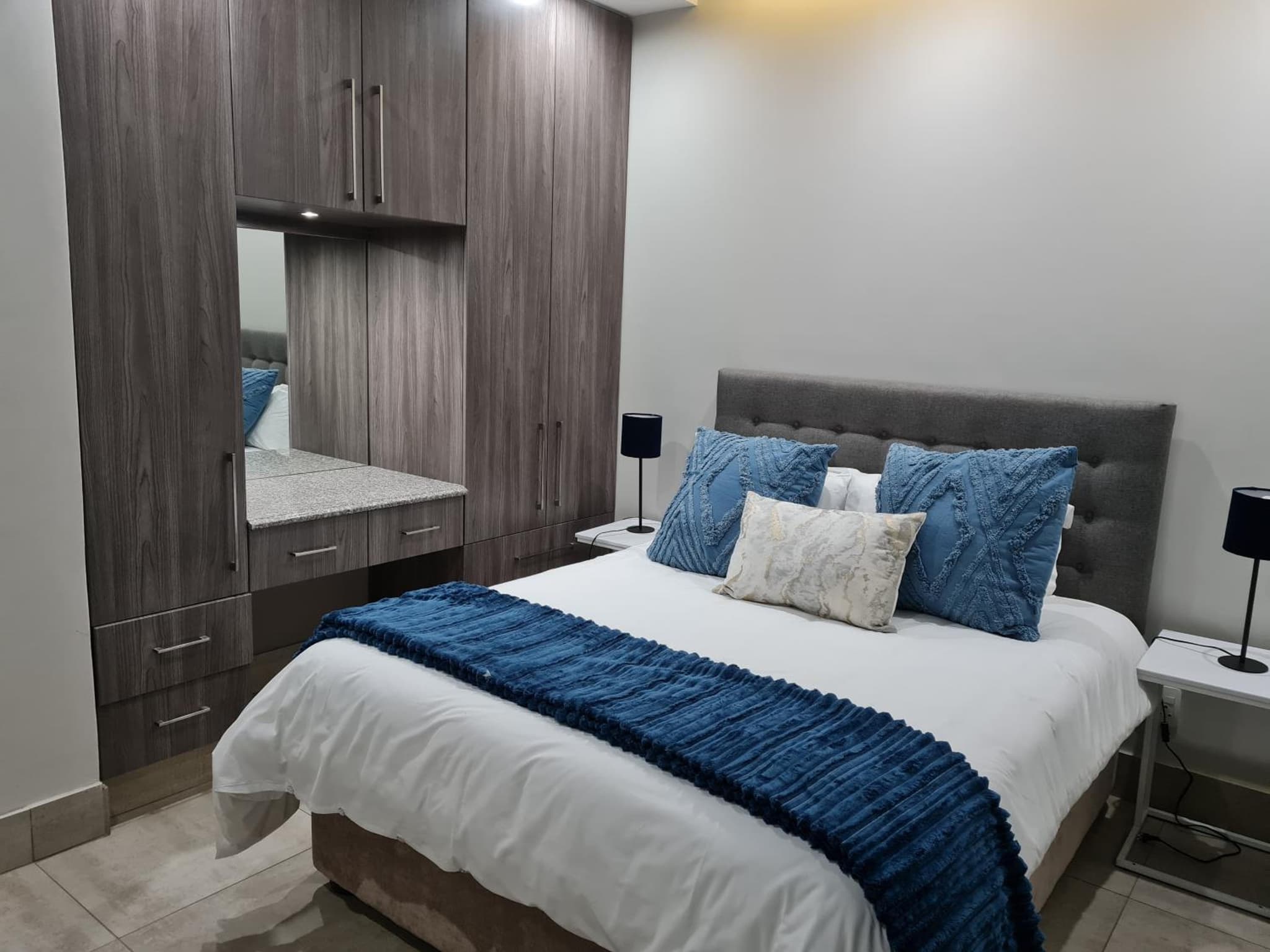 Stunning City Living at Loftus photo 2