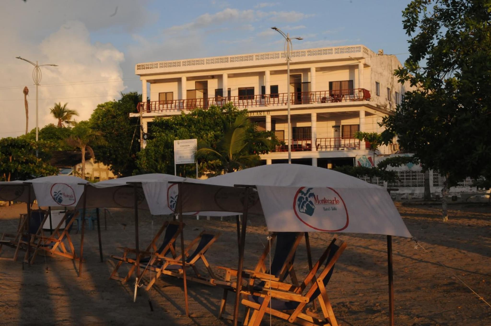 Hotel Montecarlo Beach