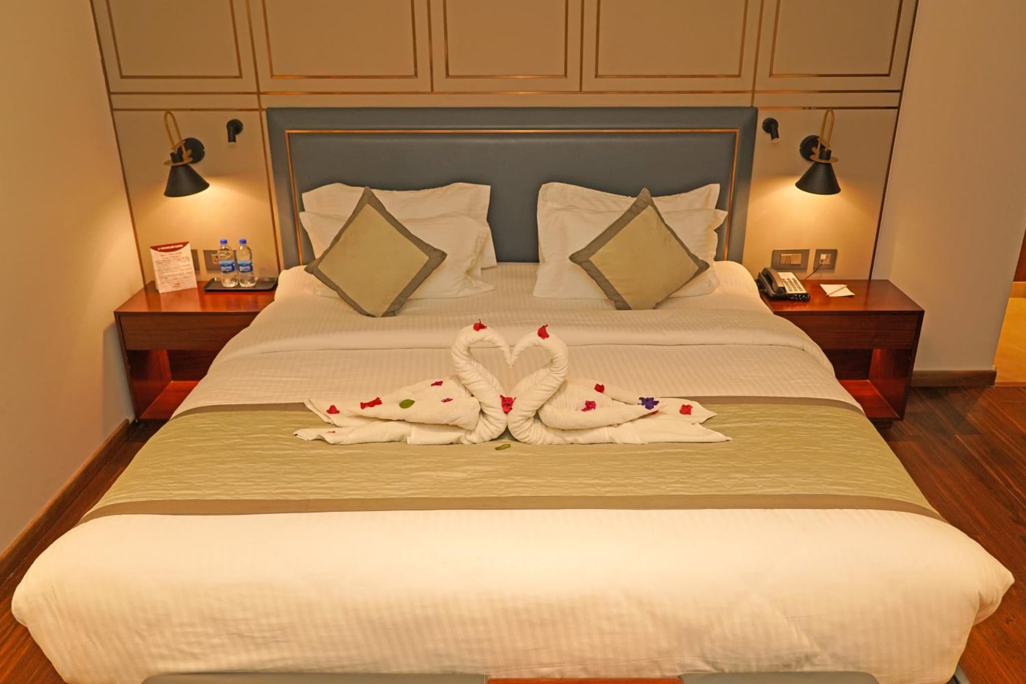 Pride Hotel Udaipur photo 2