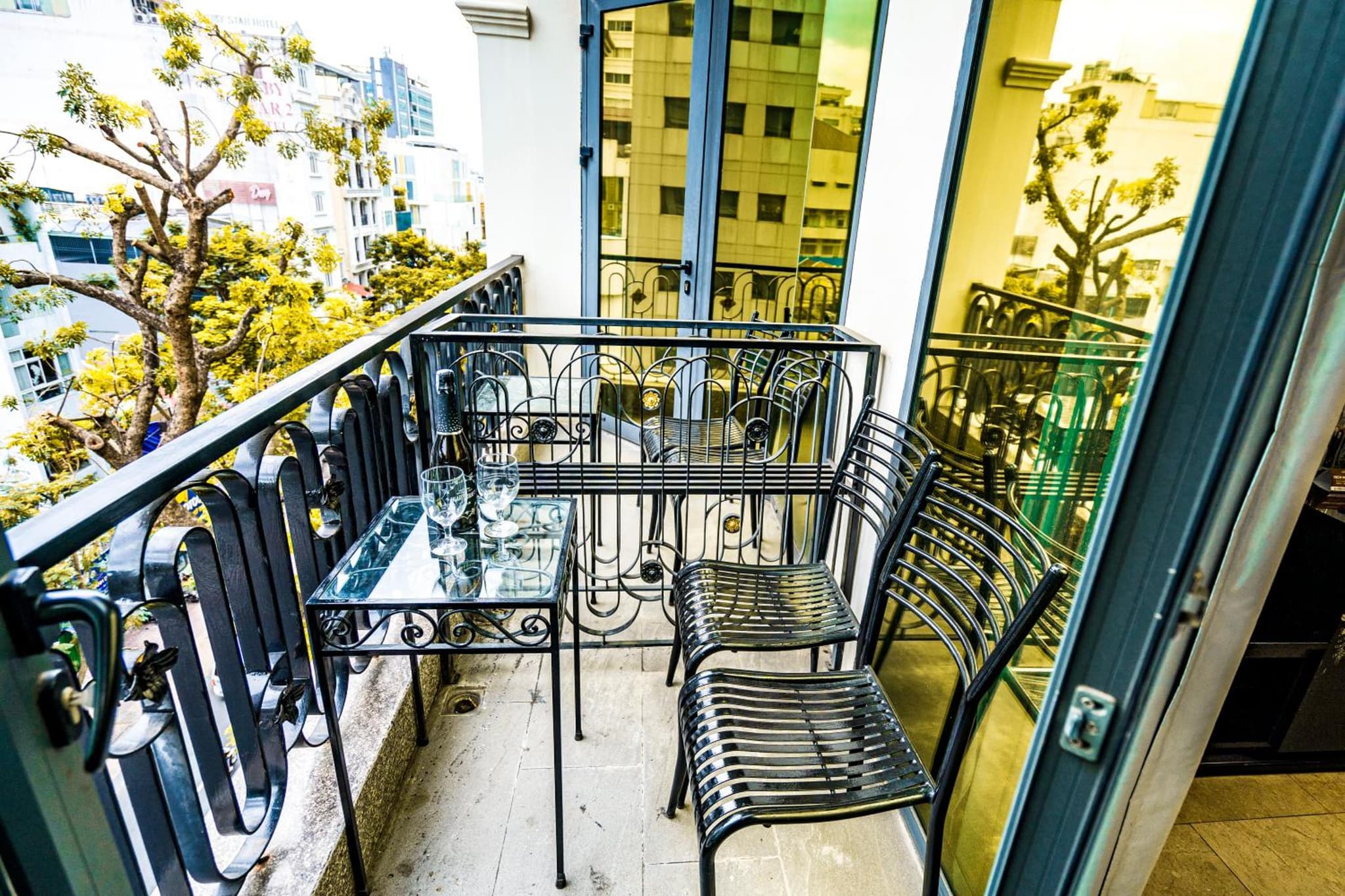 A25 Premium Hotel - 06 Trương Định photo 5