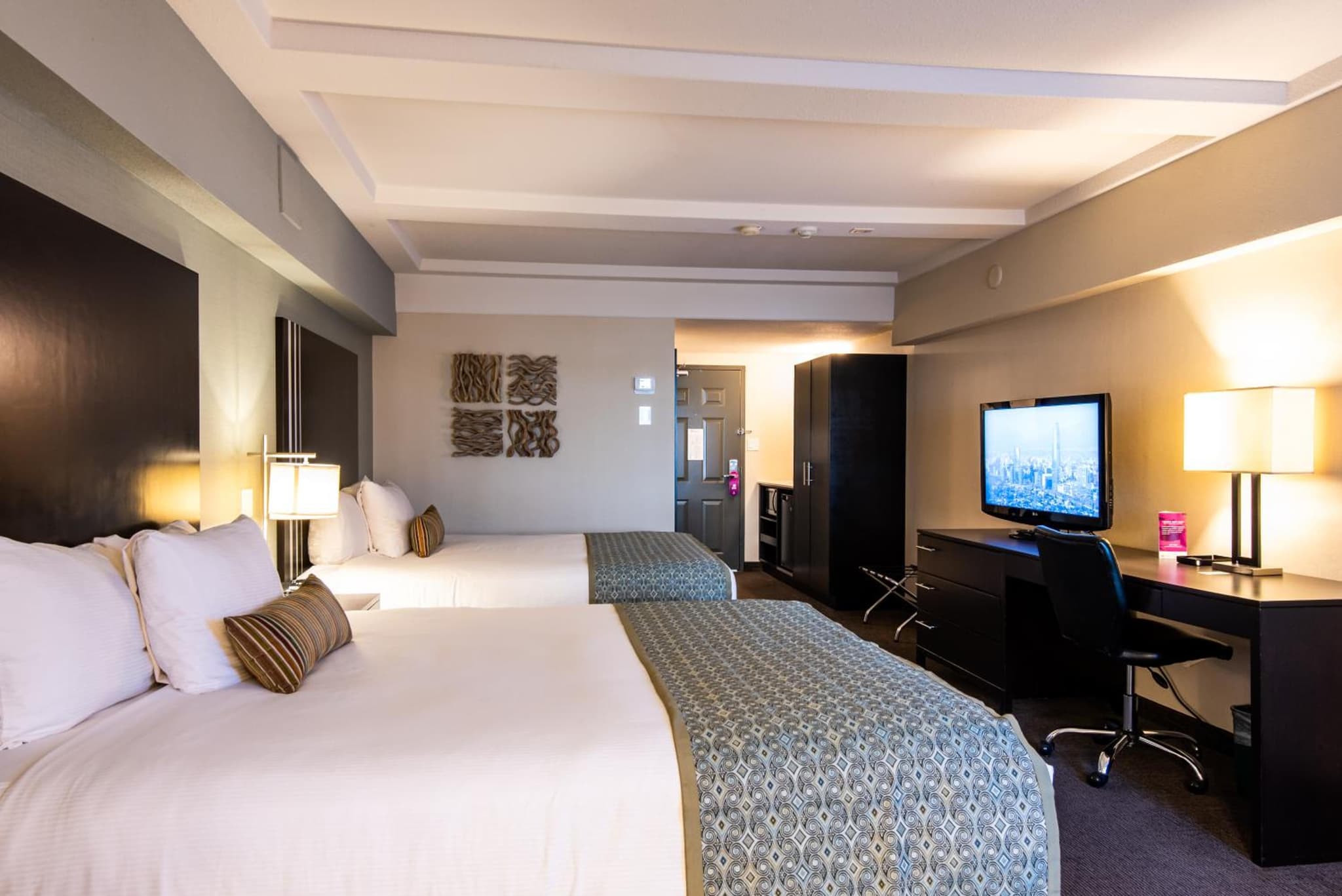 Coast Kamloops Hotel & Conference Centre photo 9