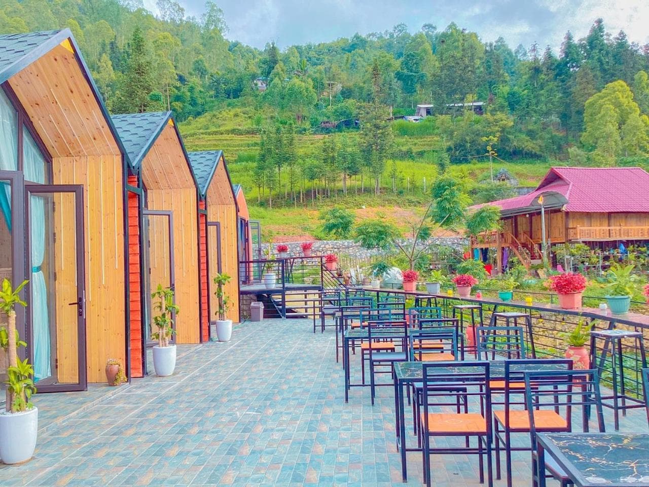 Plum Hillside Lodge photo 9