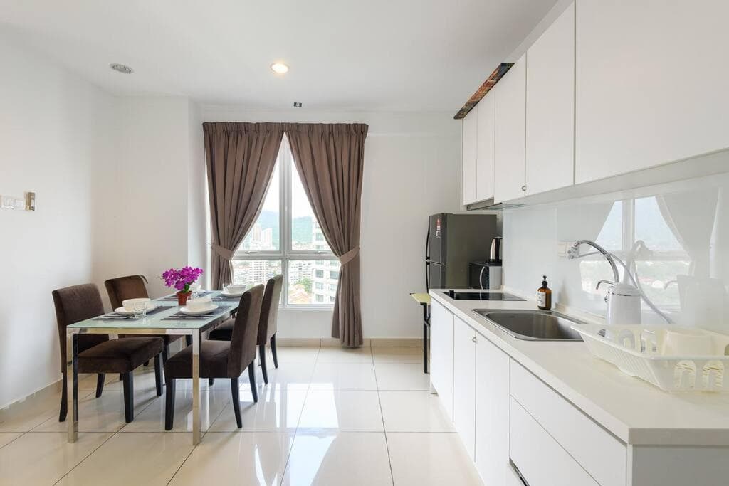 Comfy Studio/Gurney/Mansion One photo 9