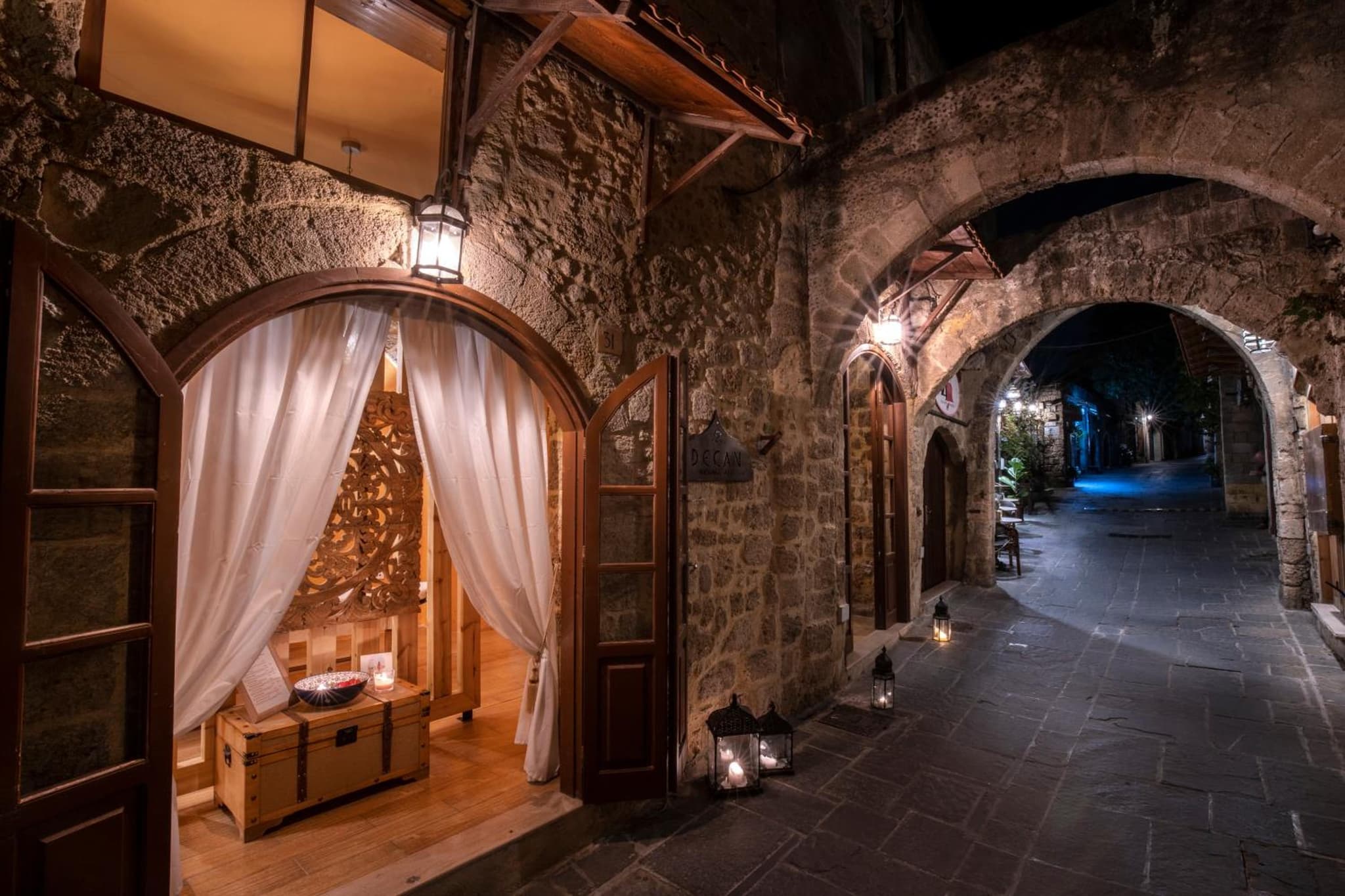 DECAN Concept Boutique Estate