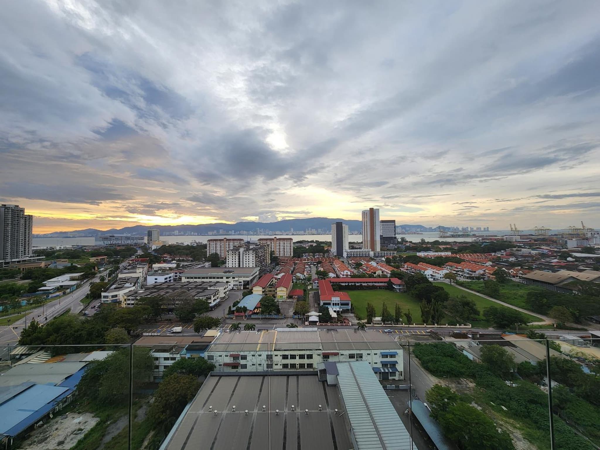 Praicon Tower - Premium Suite photo 4