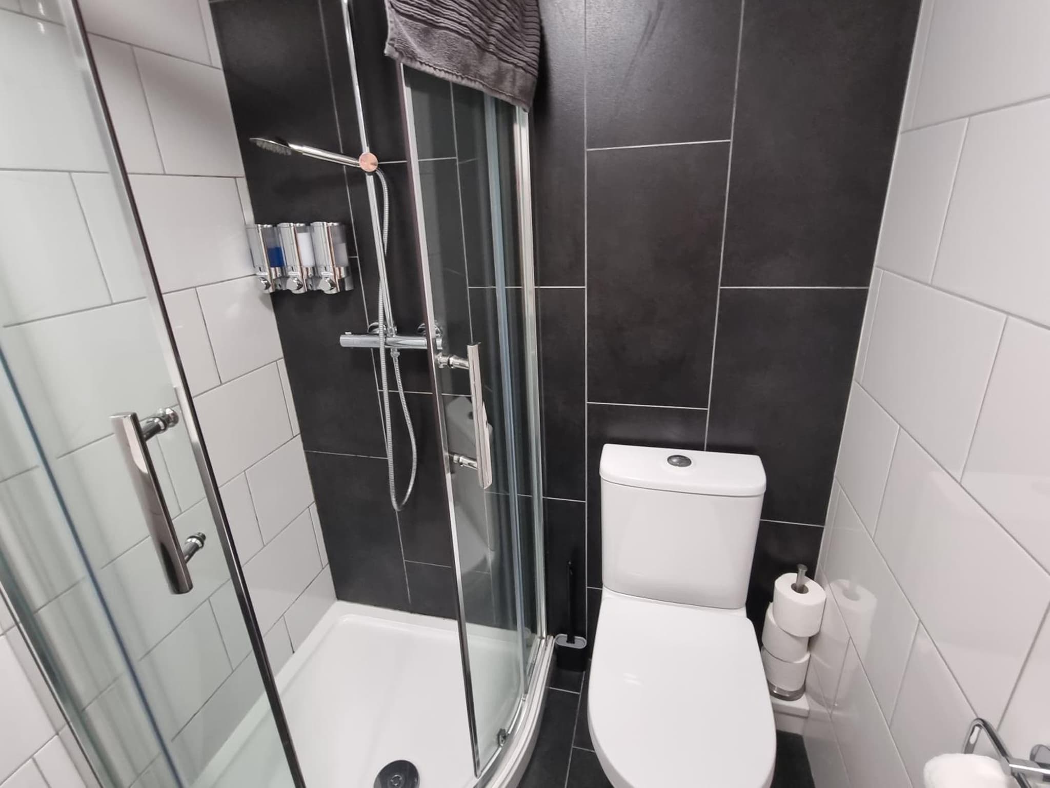 Granada Apartments Queen's Promenade photo 9