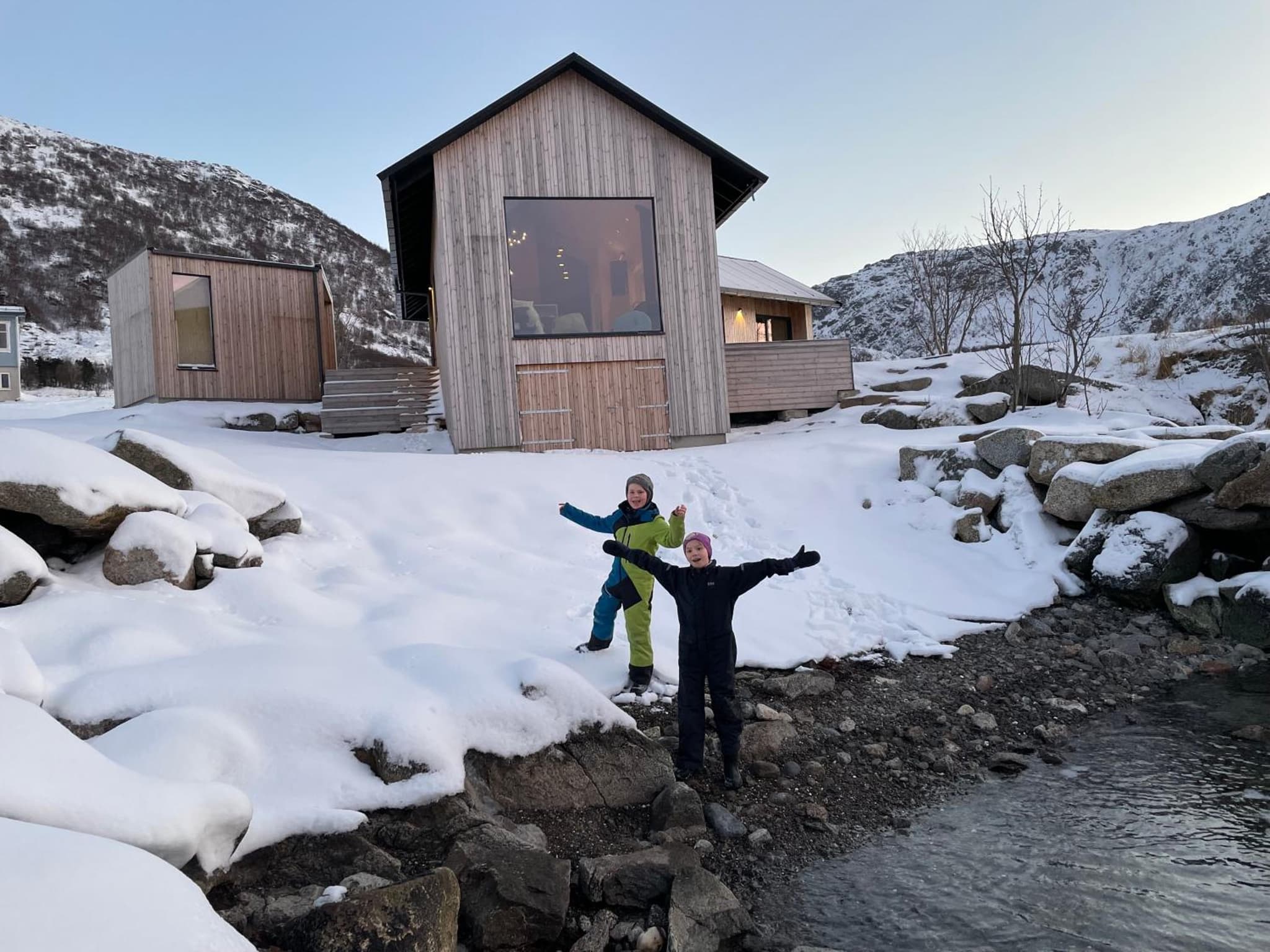 Superior Cabin with Private Beach Lofoten photo 5