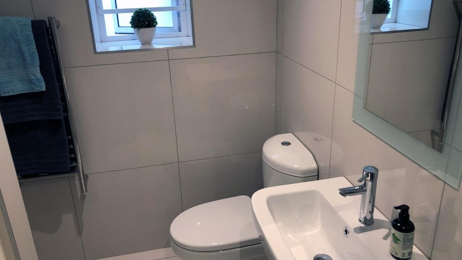 Woodroyd - Ground Floor Apartment in Green Point photo 8