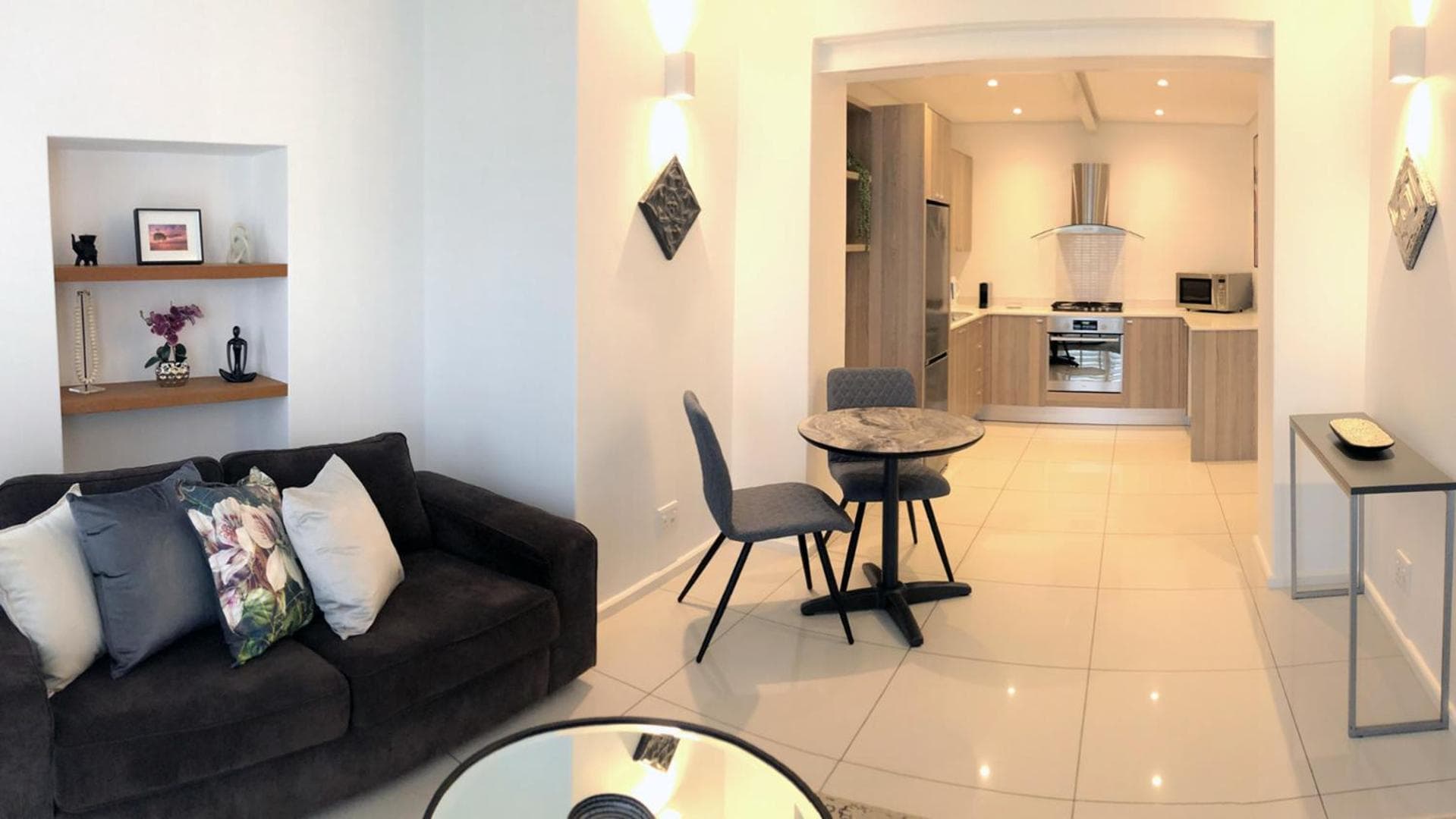 Woodroyd - Ground Floor Apartment in Green Point