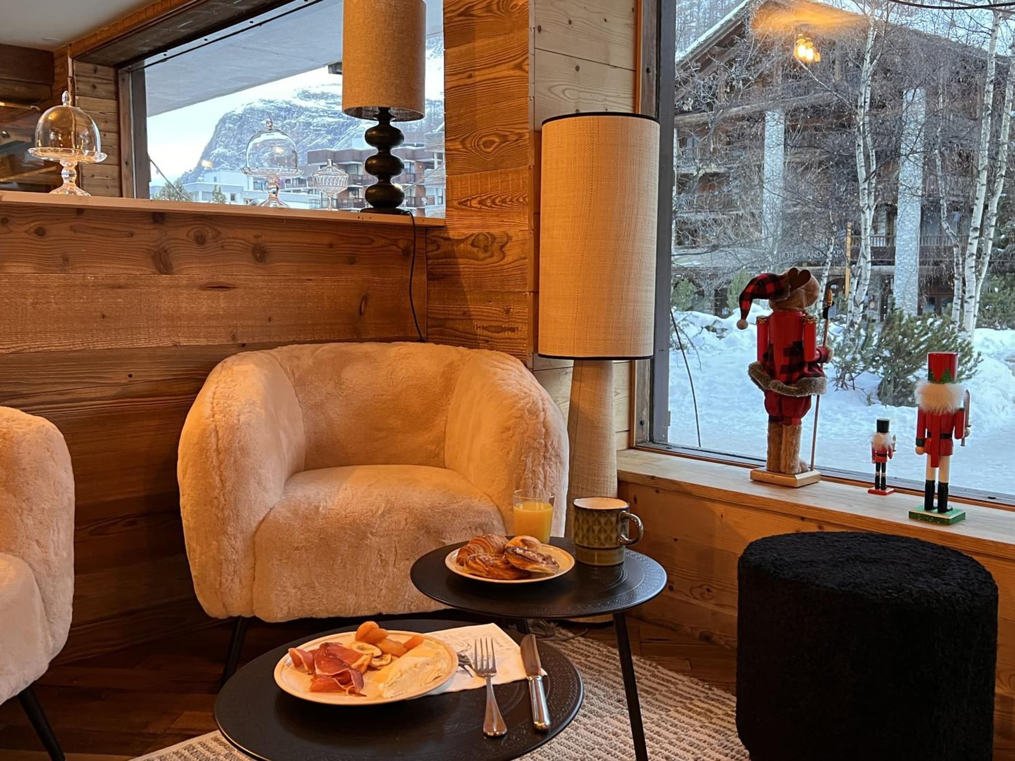 Everest Hotel photo 4