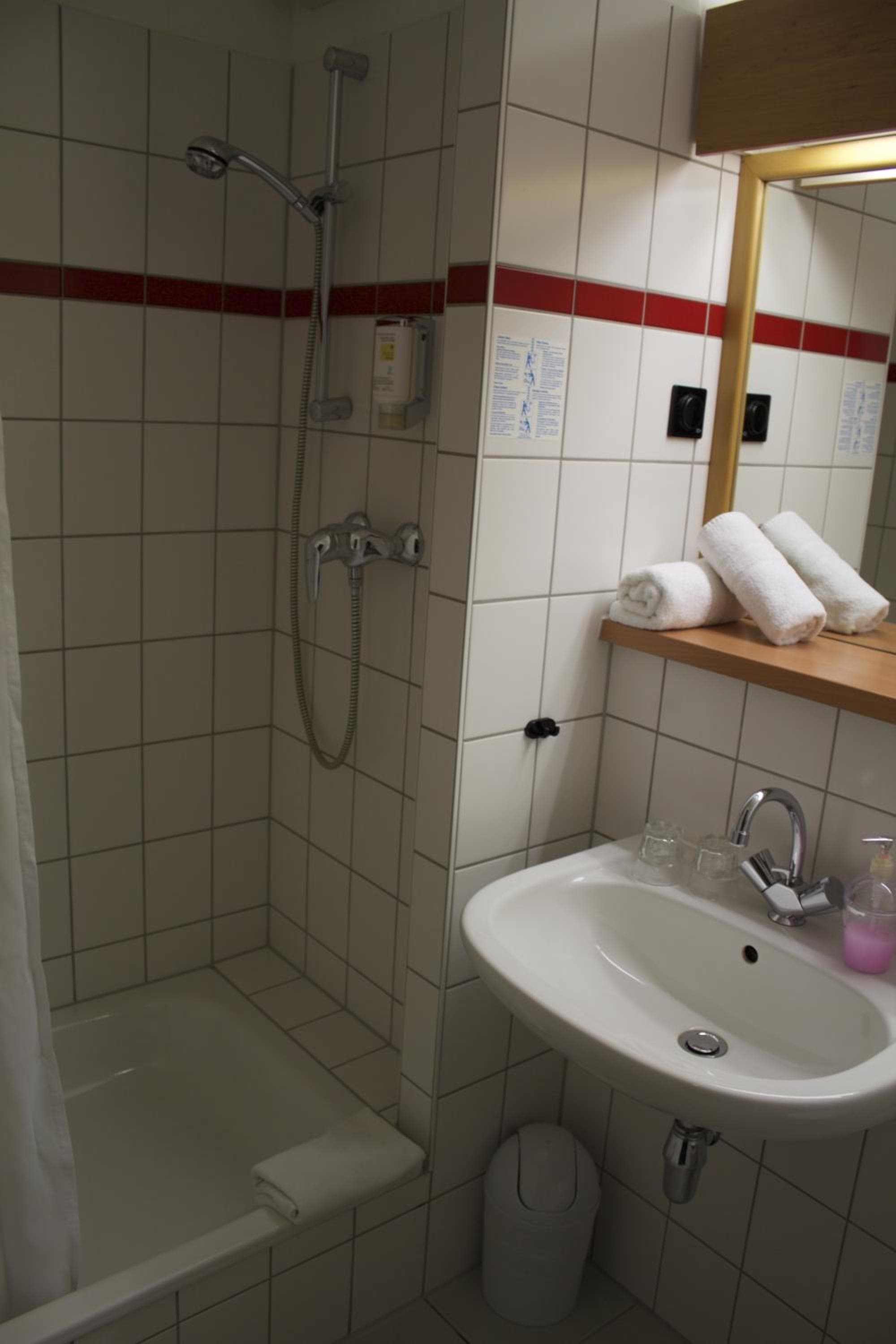 ACRON Hotel Wittenberg photo 4