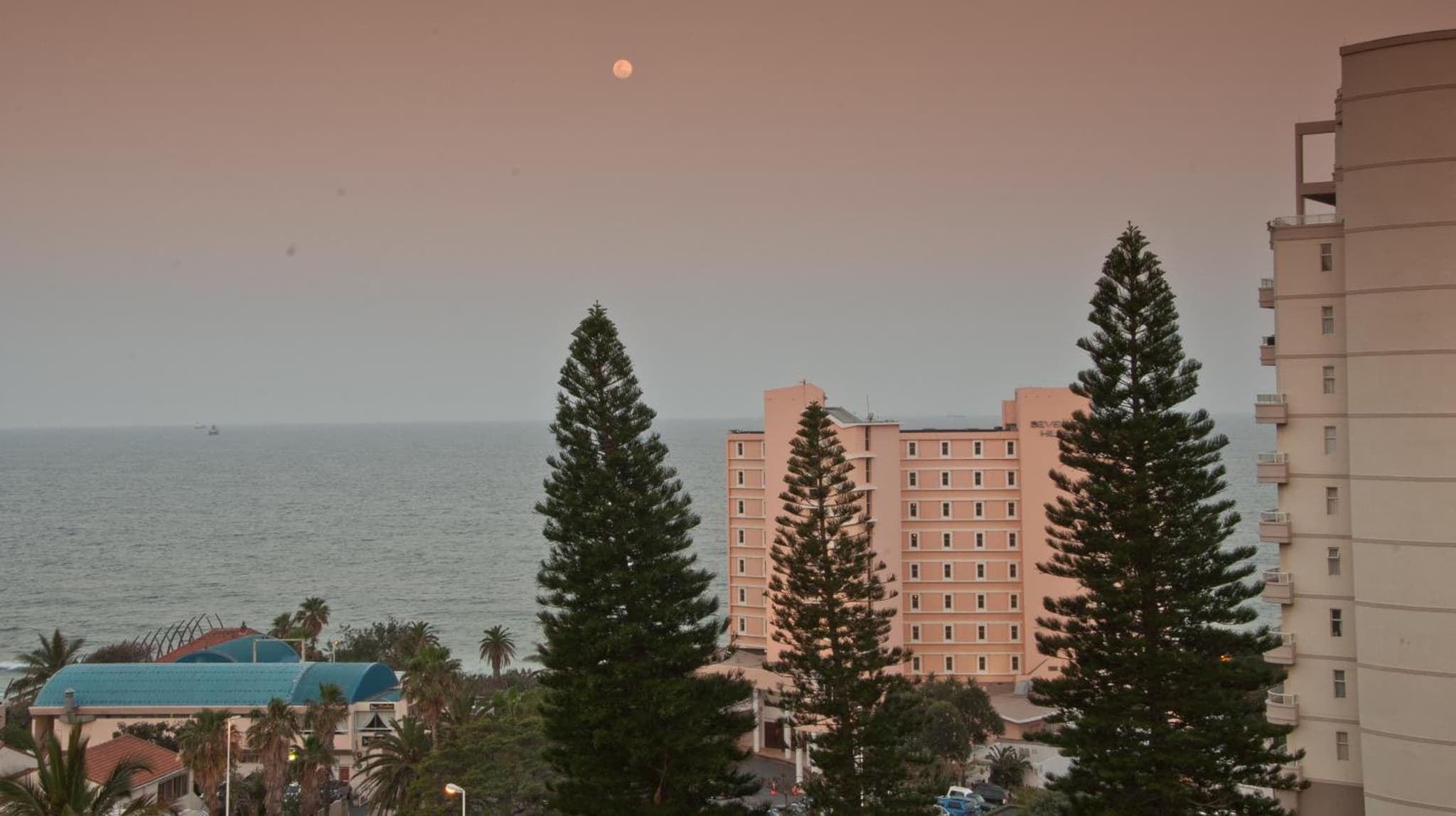 506 Lighthouse Mall - by Stay in Umhlanga photo 3