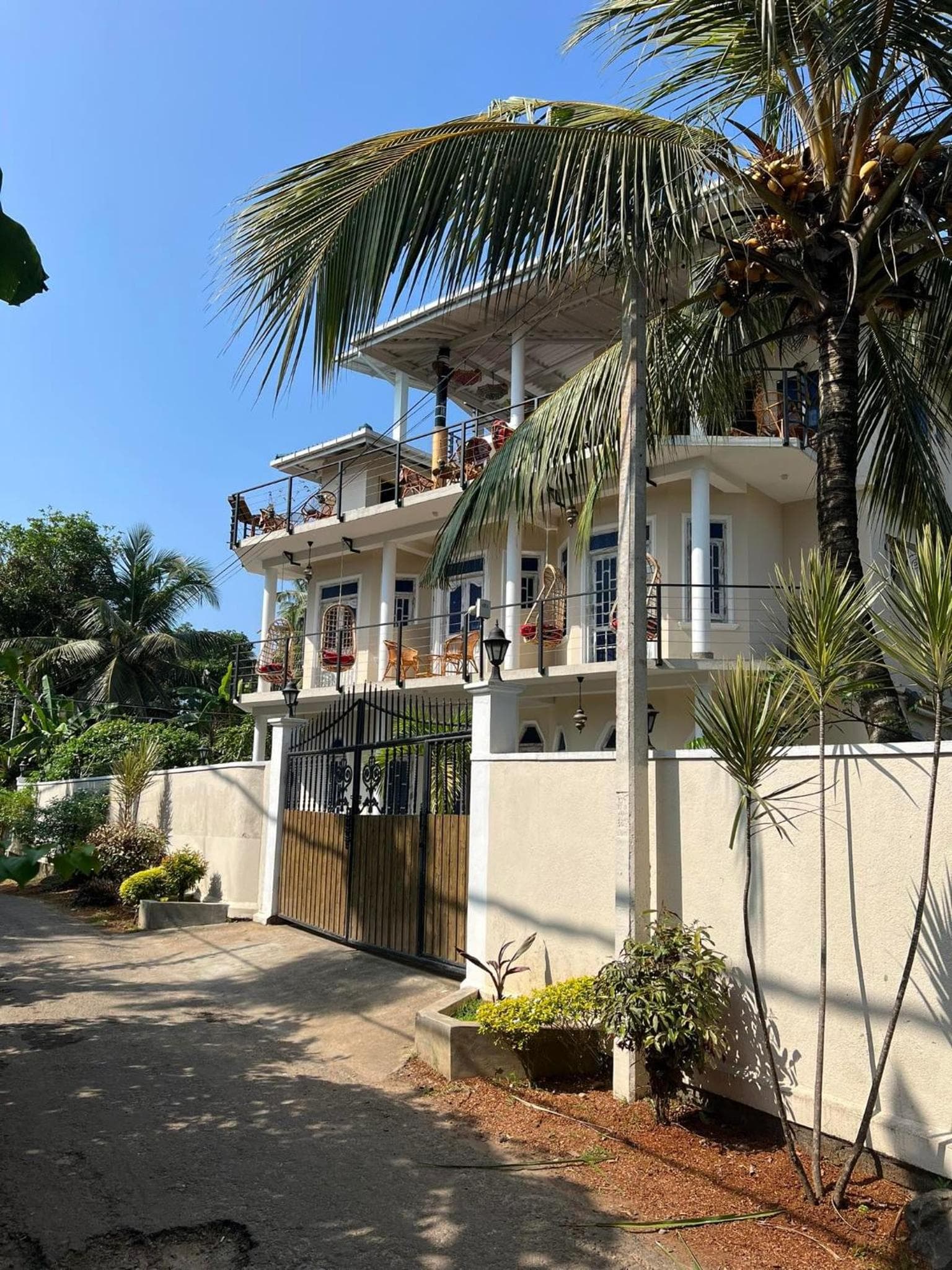 Habibi Hostel & Restaurant photo 2