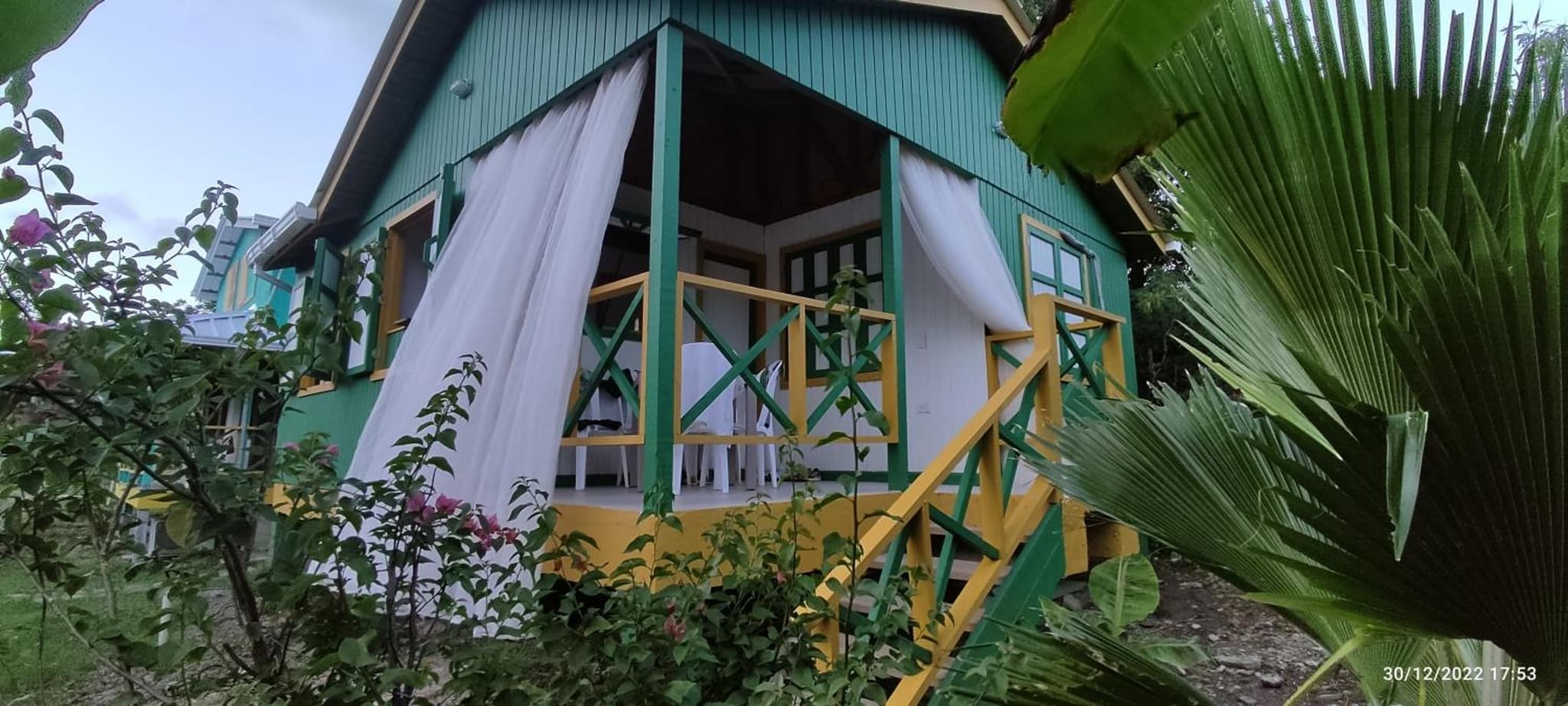 Hotel YELLOW HOME Providencia Isla photo 3