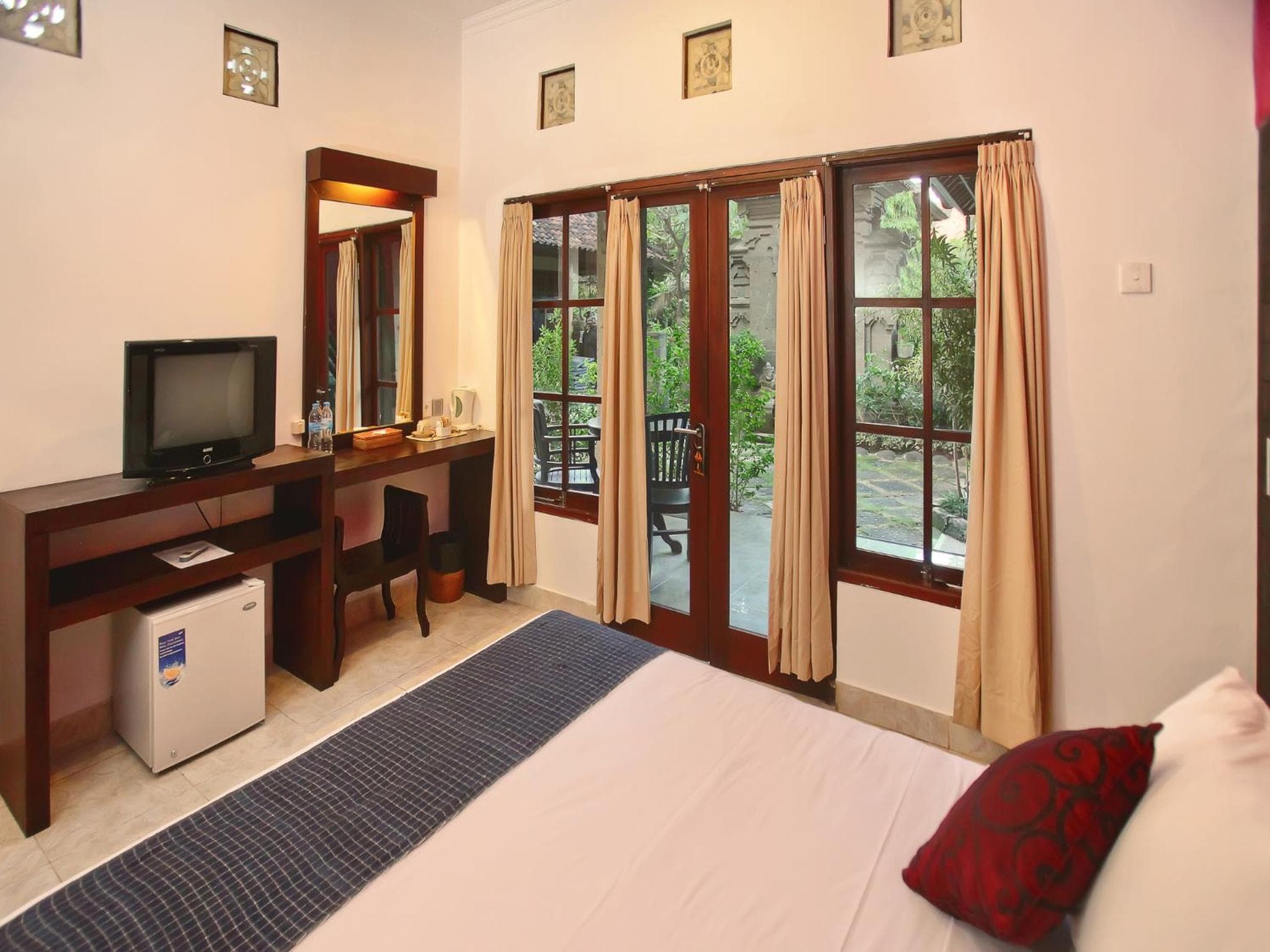 Puri Sading Hotel photo 2