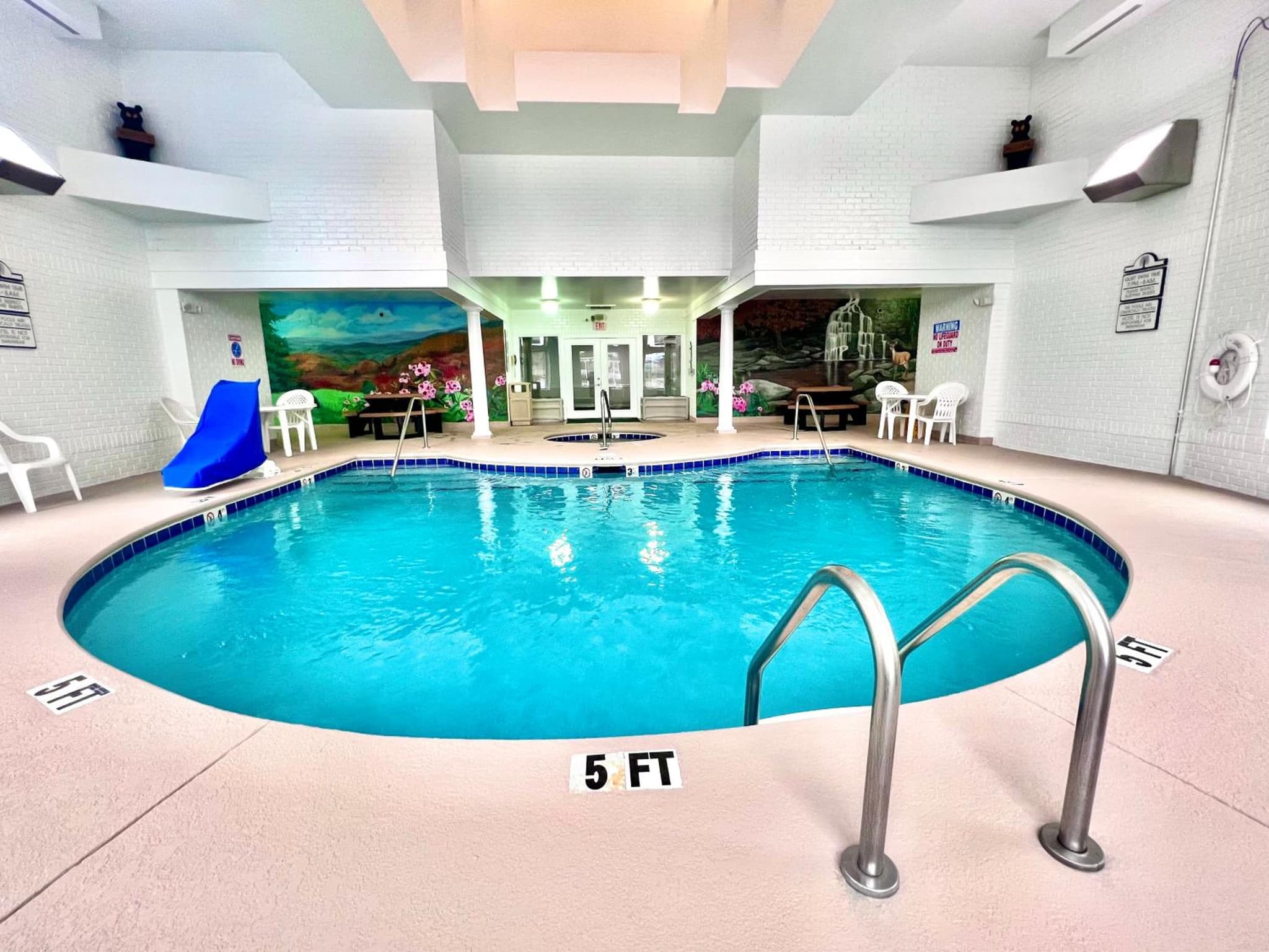 Clarion Inn Willow River photo 5