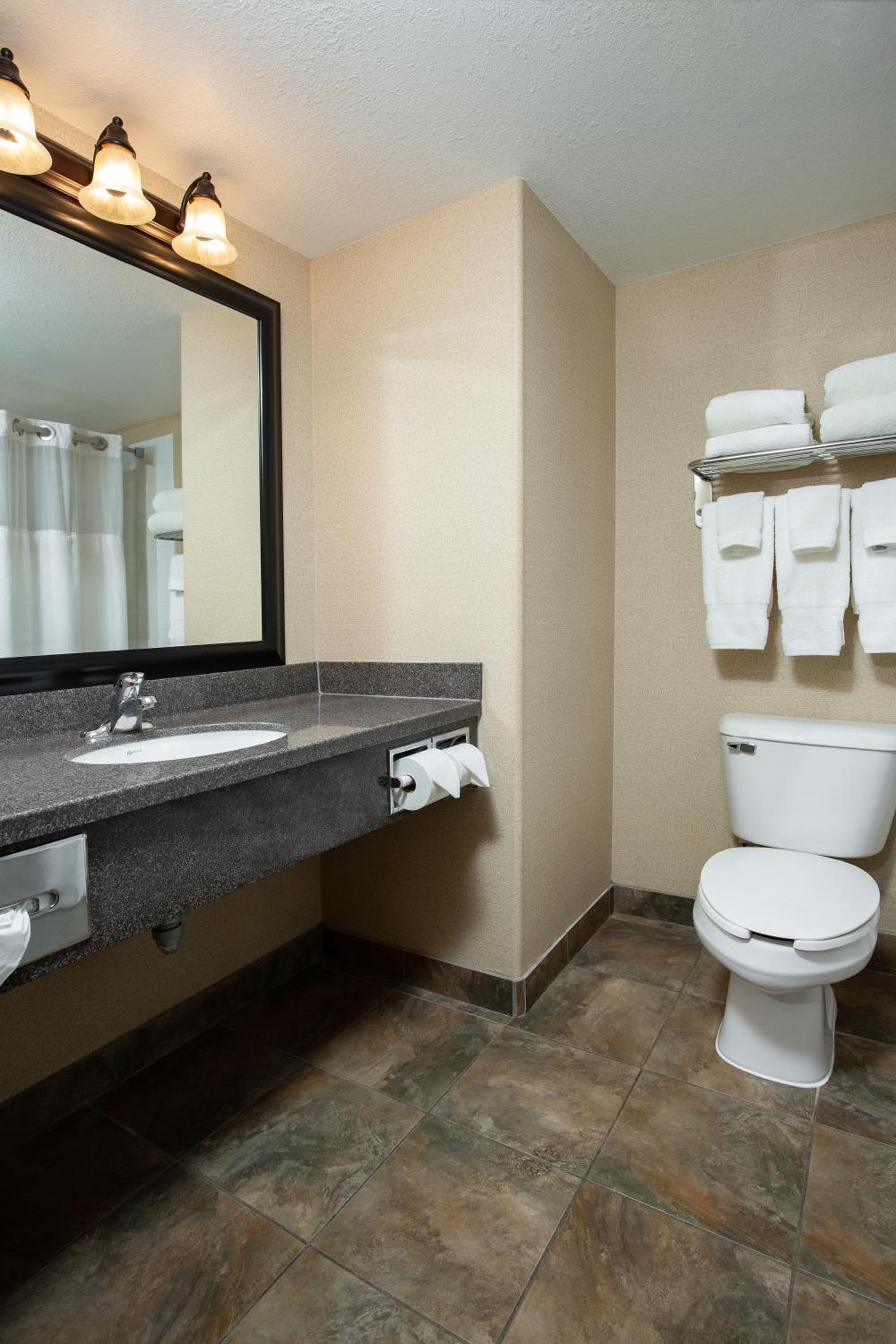 Pomeroy Hotel Fort St. John photo 4