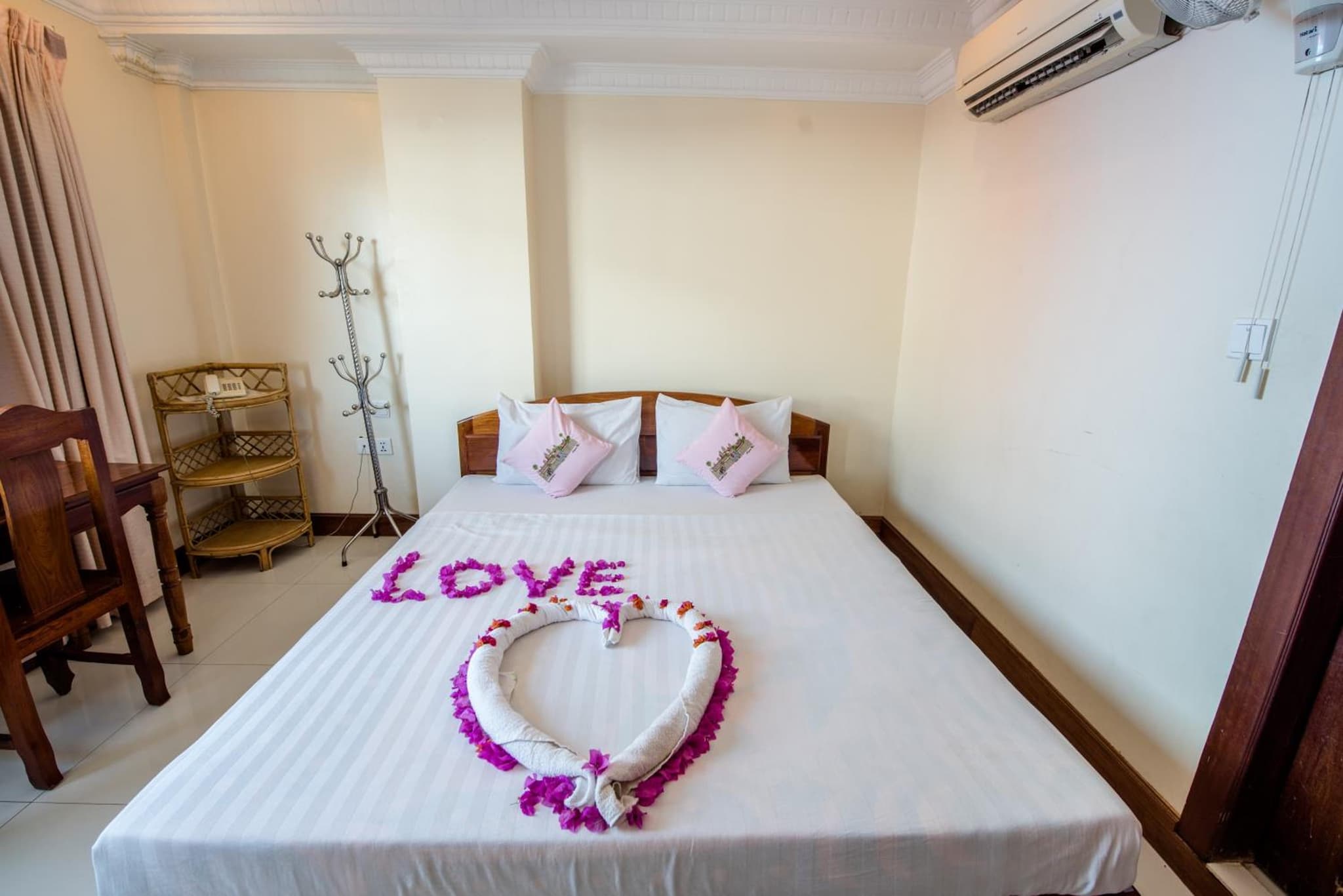 Seng Hout Hotel photo 6