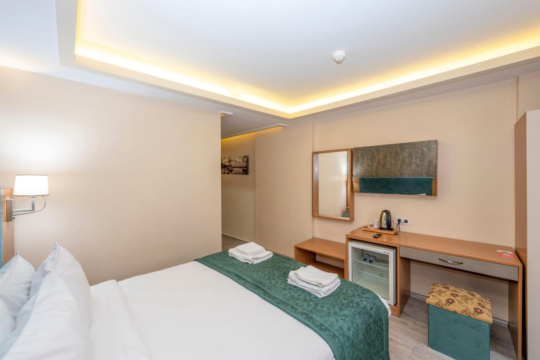 The Hotel Devman & Terrace photo 2