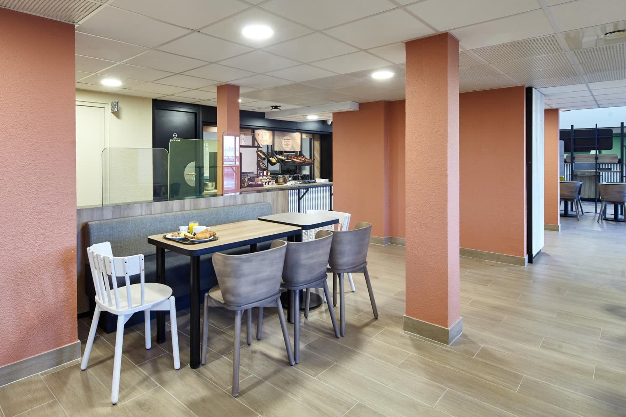 B&B HOTEL Paris Nord Gonesse Parc des Expos photo 6