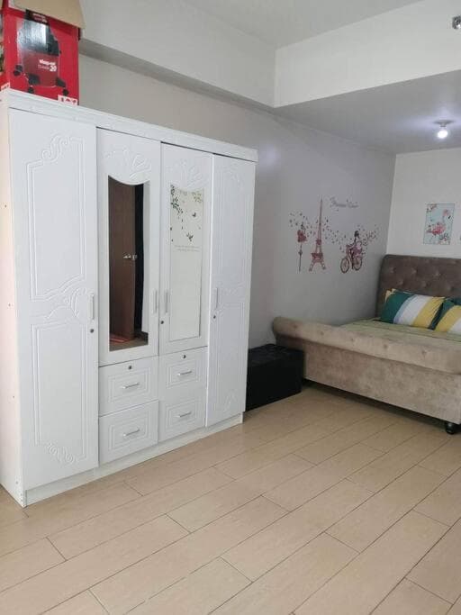 Cubao Manhattan Heights, Unit 8BC Tower B, 1 BR photo 8