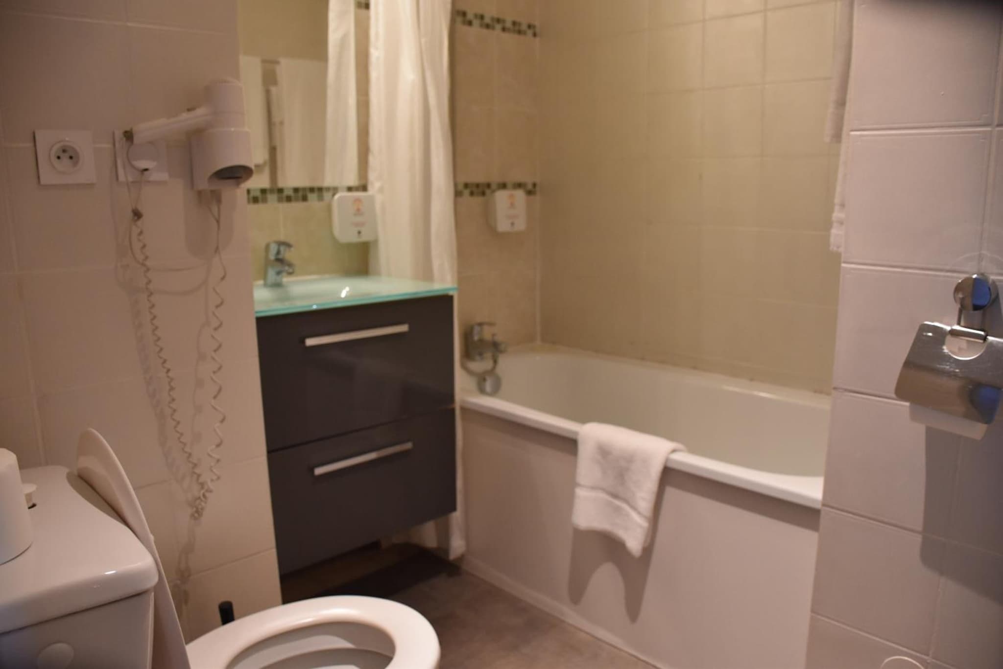 Adonis Arc Hotel Aix photo 2