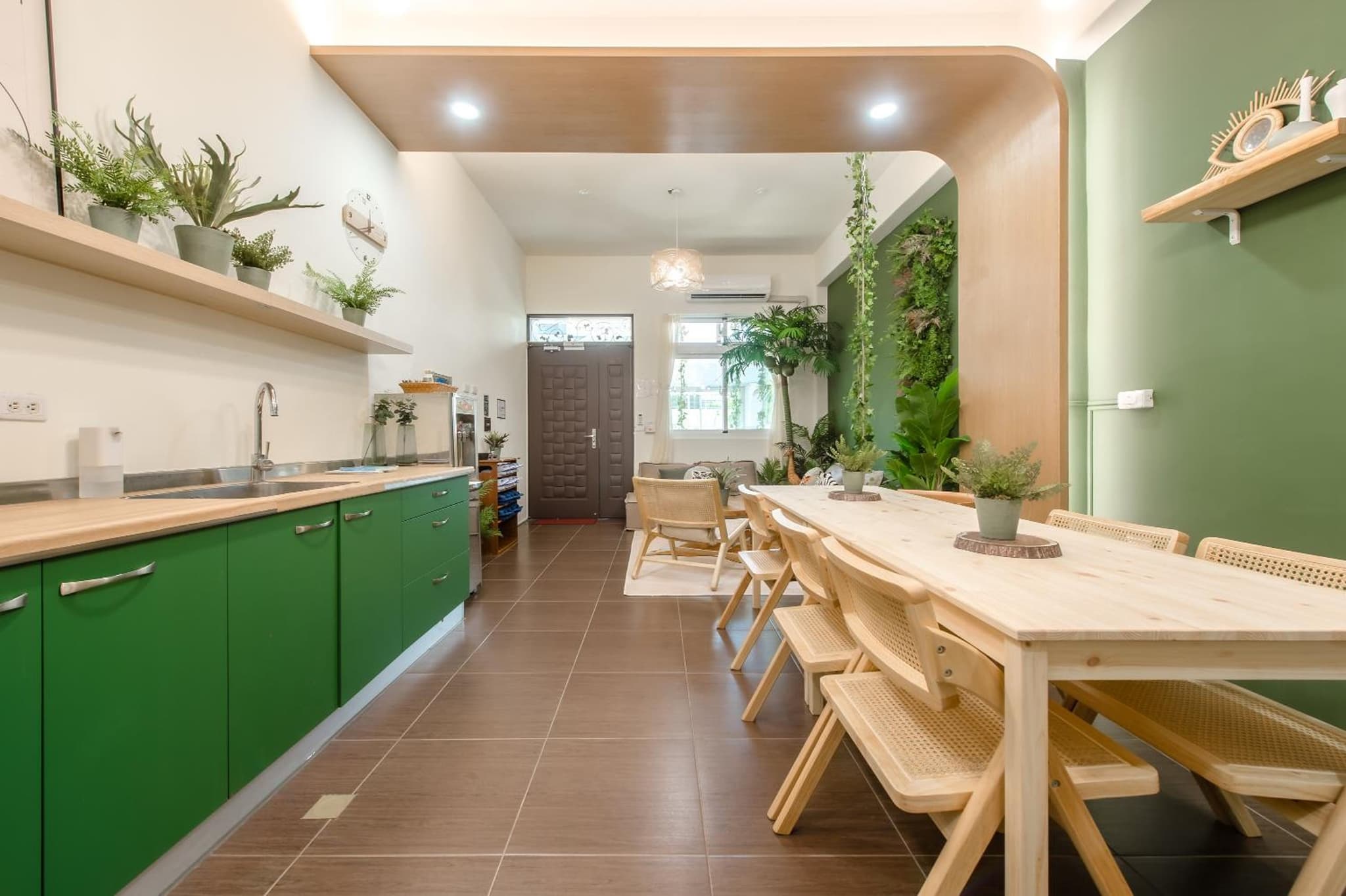 Pet Friendly Bear Station Smart Stay photo 5